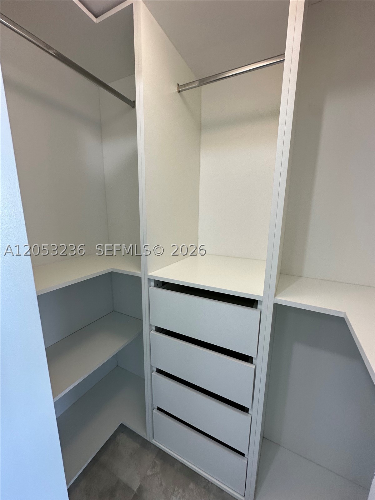 488 NE 18th St #3500, Miami FL 33132