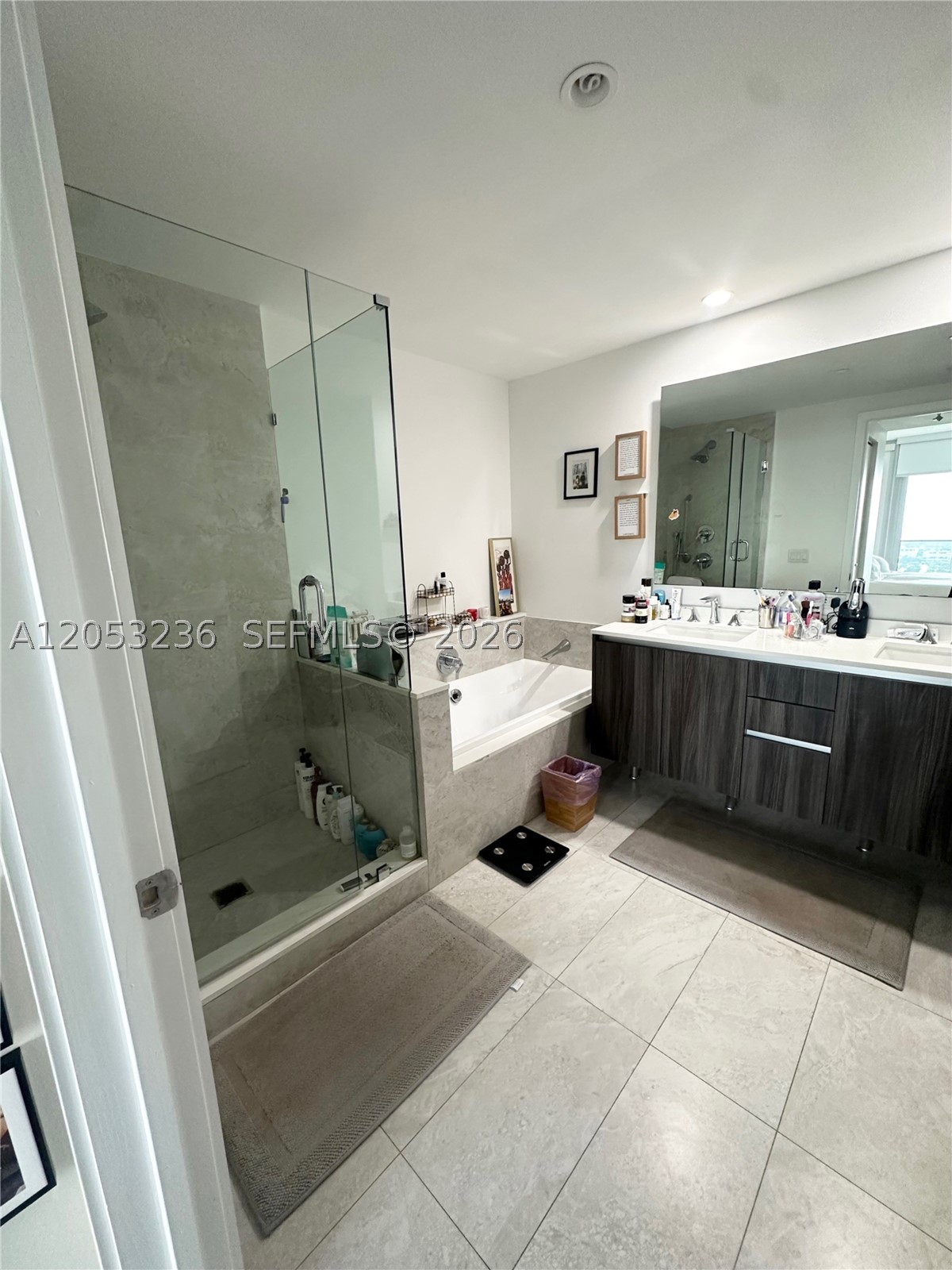 488 NE 18th St #3500, Miami FL 33132
