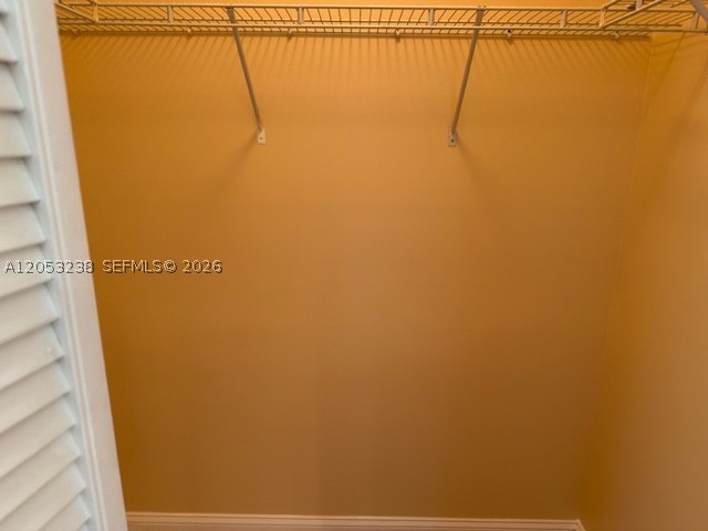 325 S Biscayne Blvd #4320, Miami FL 33131