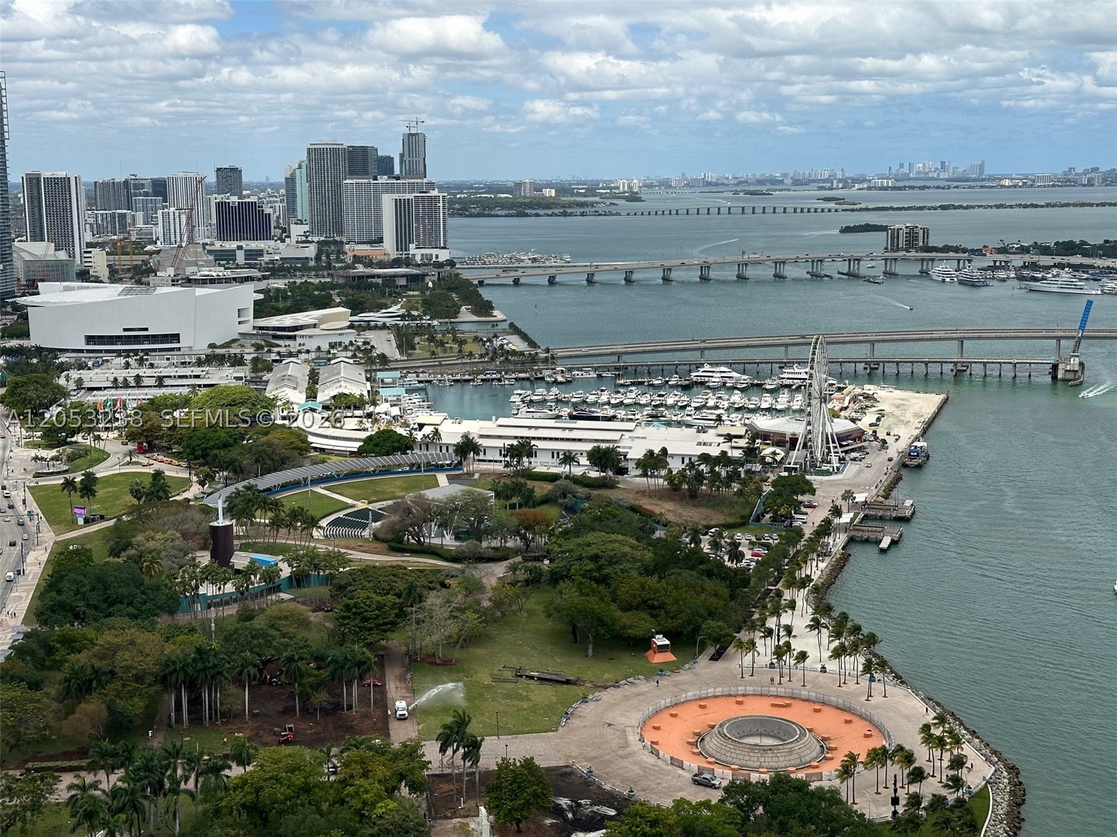325 S Biscayne Blvd #4320, Miami FL 33131