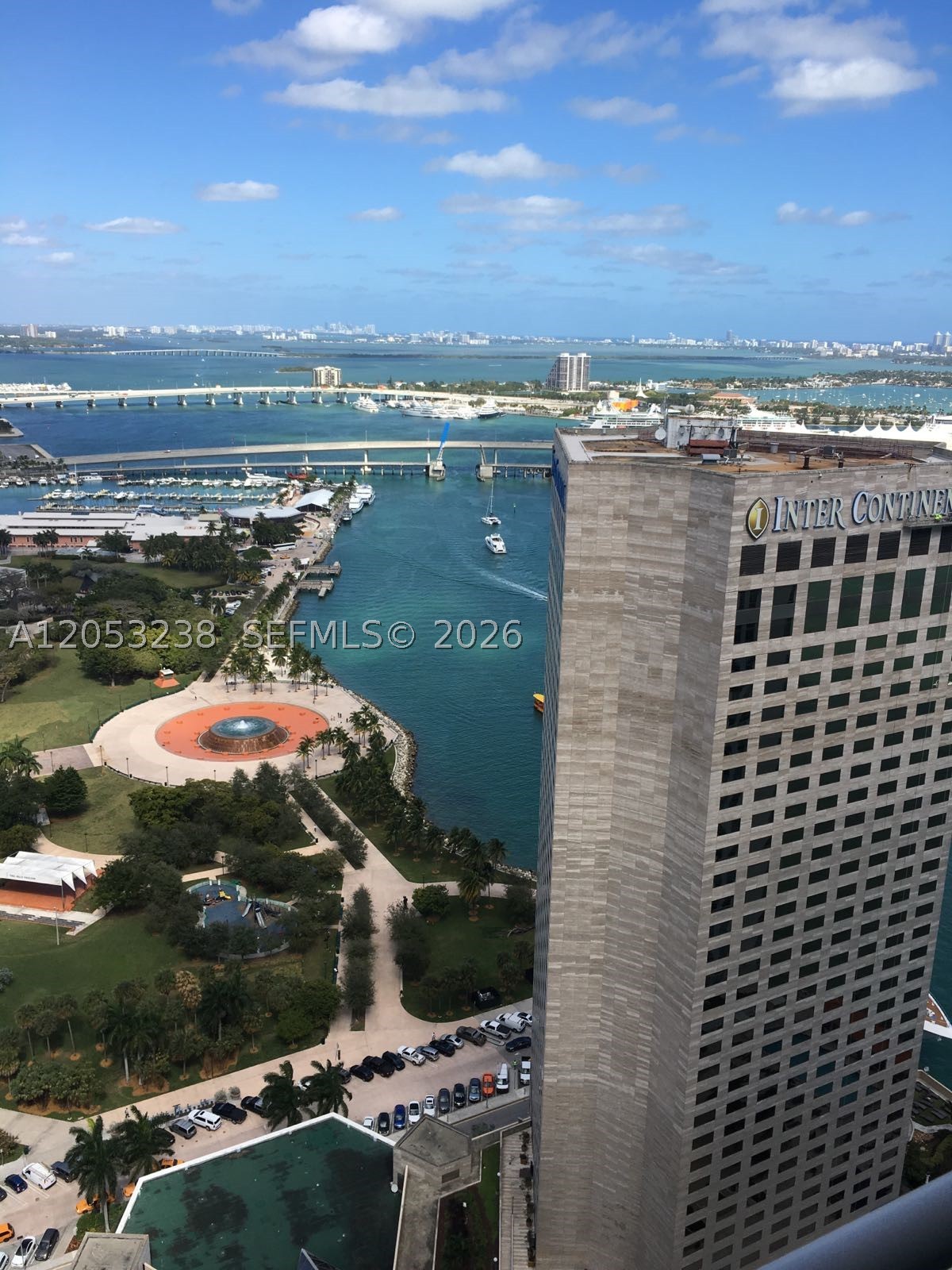 325 S Biscayne Blvd #4320, Miami FL 33131