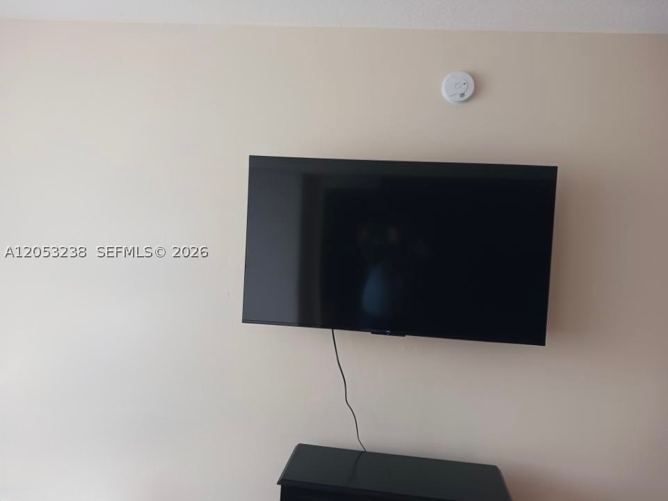 325 S Biscayne Blvd #4320, Miami FL 33131