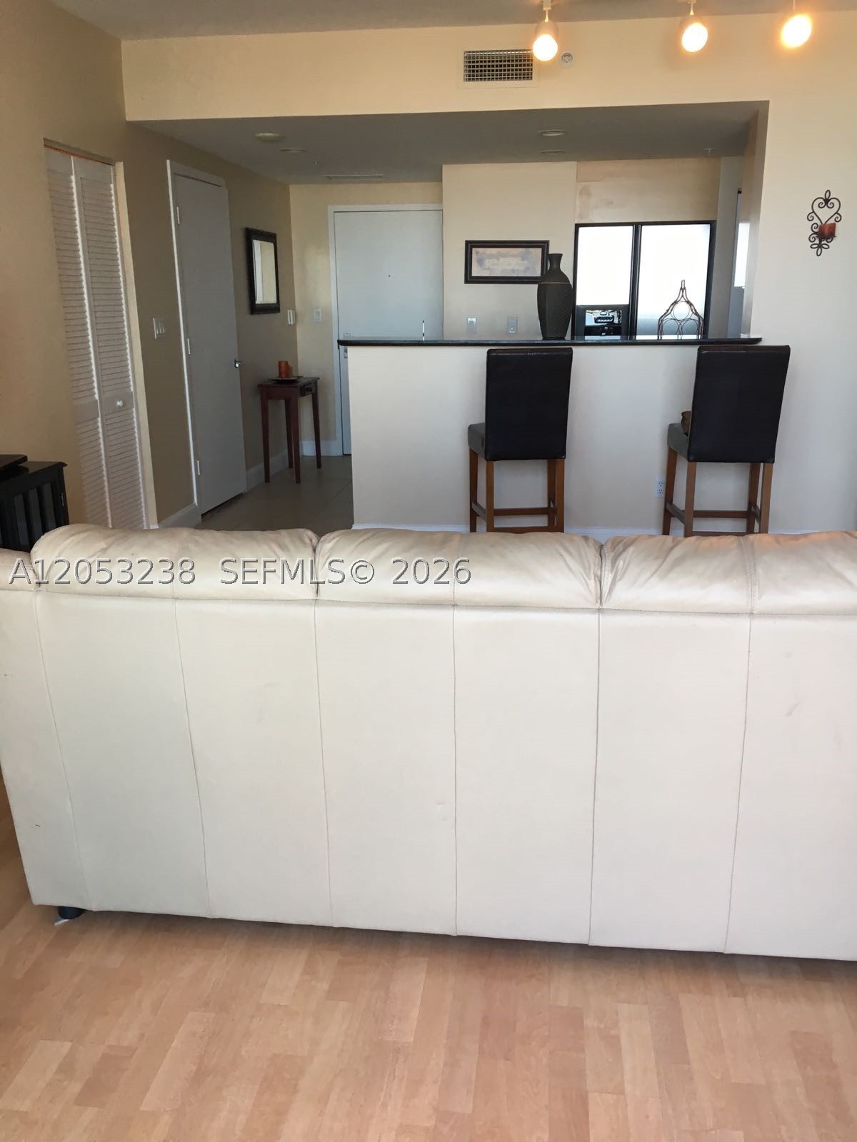 325 S Biscayne Blvd #4320, Miami FL 33131