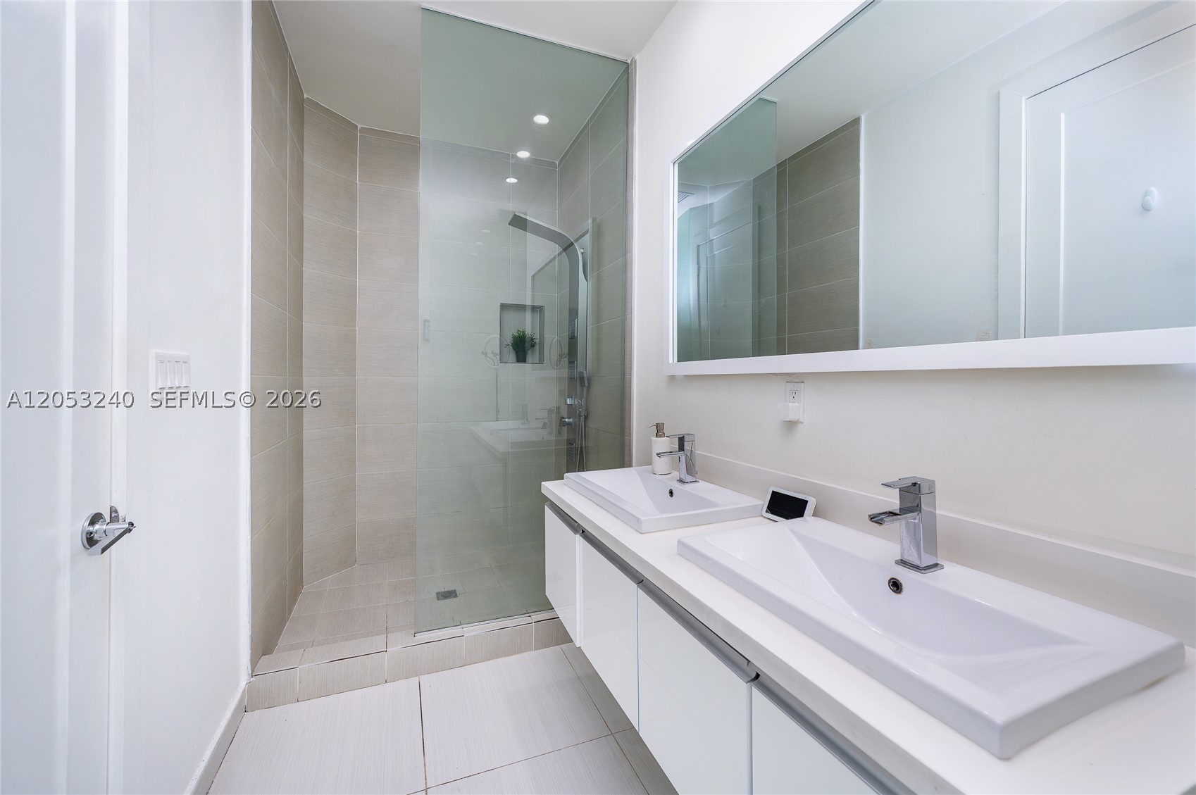 10265 NW 63rd Ter #204, Doral FL 33178
