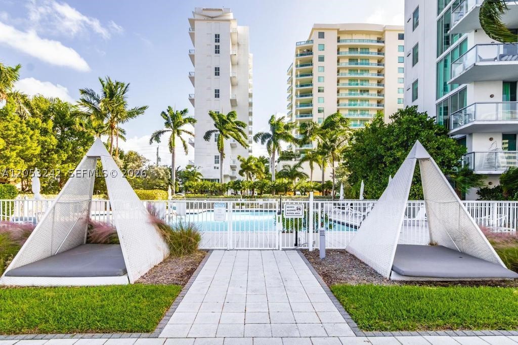 7928 East Dr #1604 + DEN, North Bay Village FL 33141
