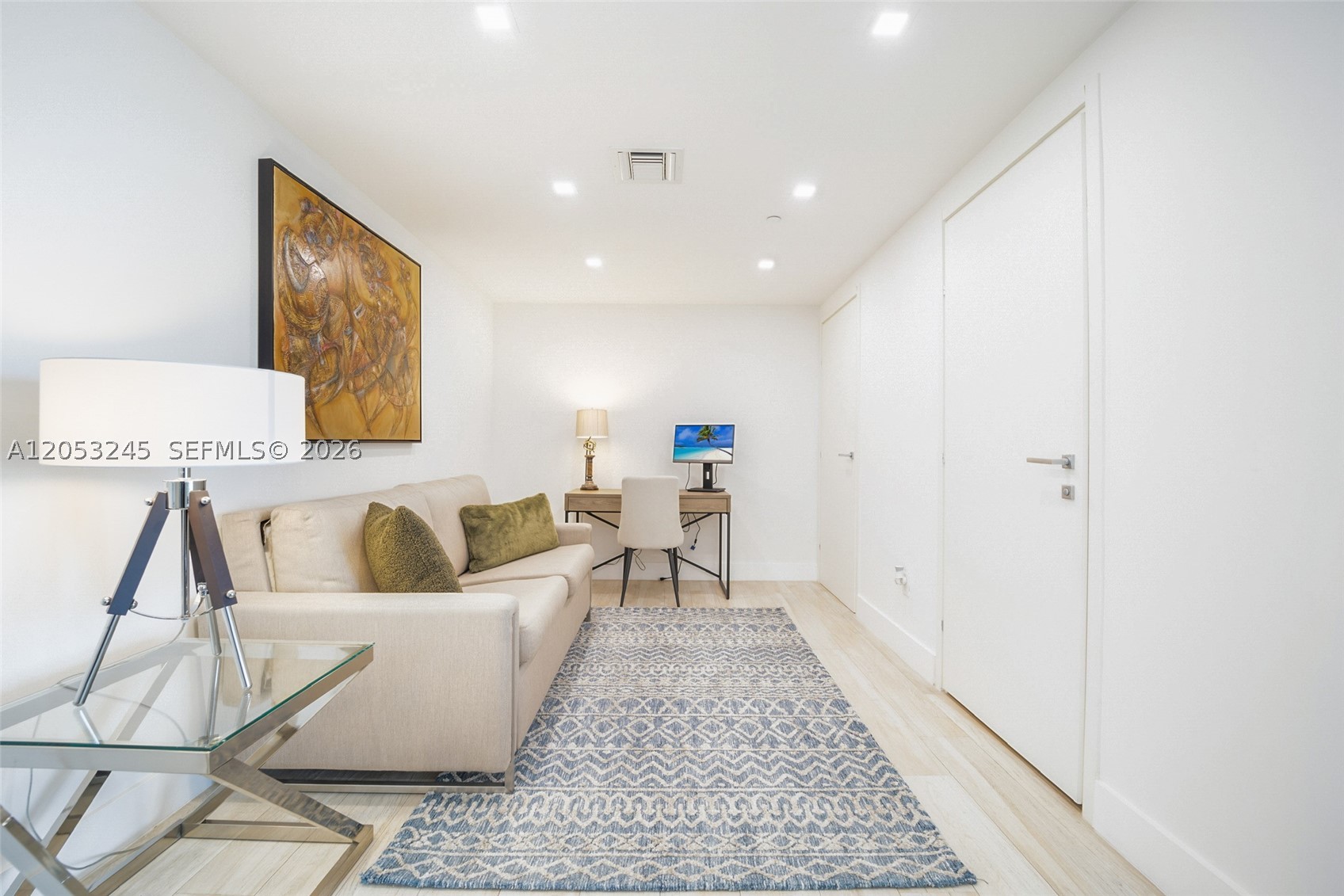 1300 Brickell Bay Dr #3004, Miami FL 33131