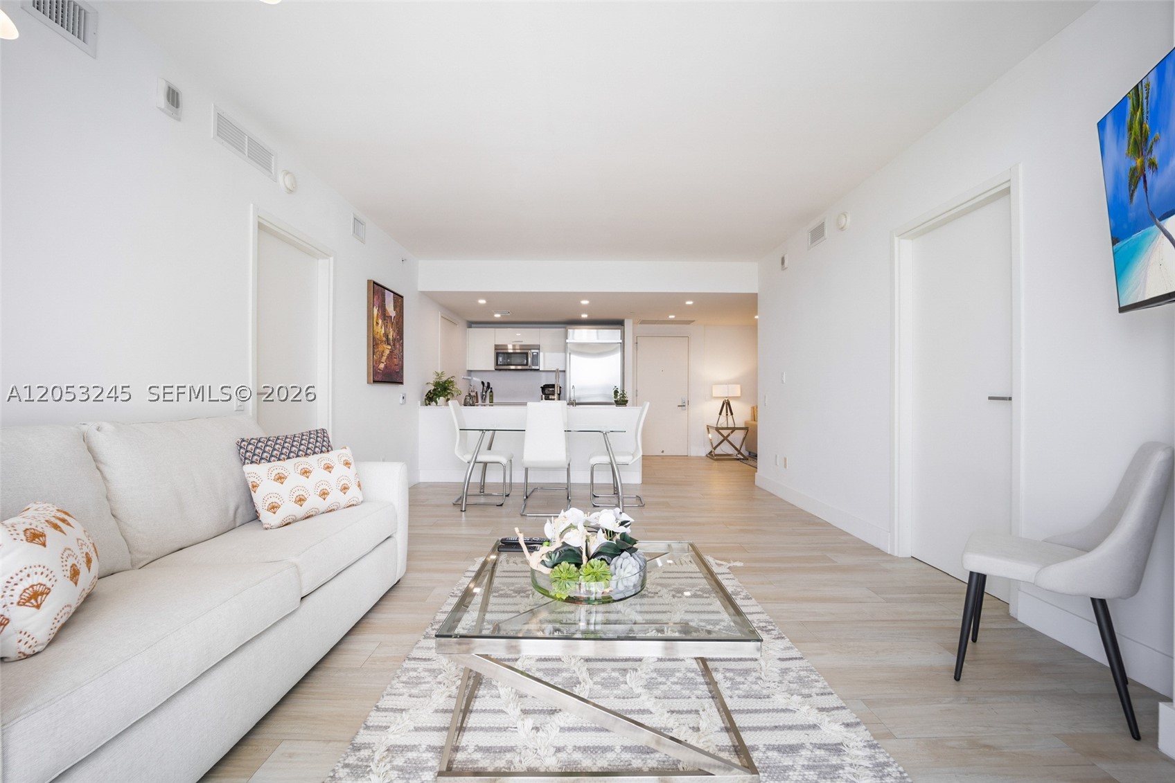 1300 Brickell Bay Dr #3004, Miami FL 33131