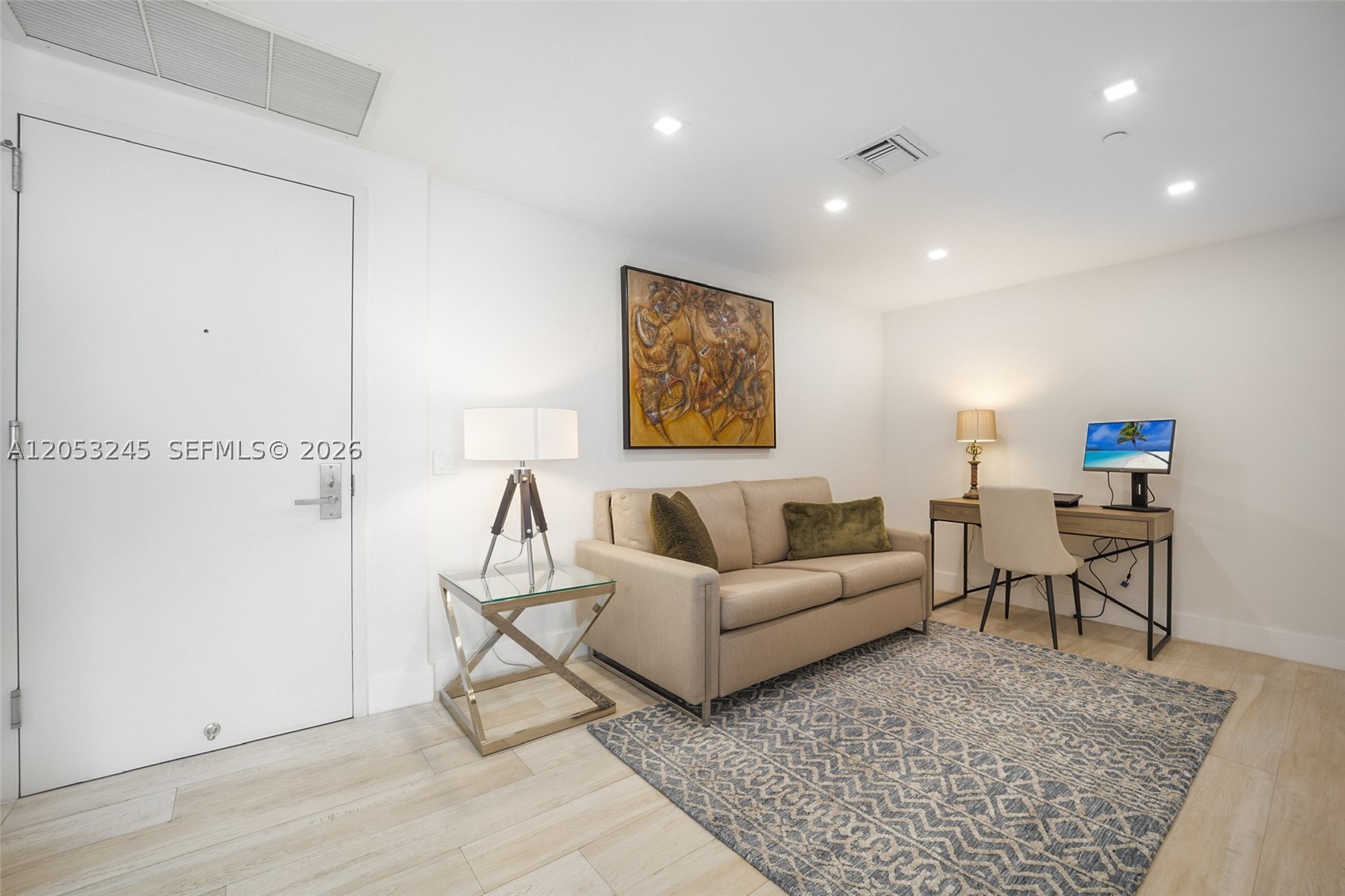 1300 Brickell Bay Dr #3004, Miami FL 33131