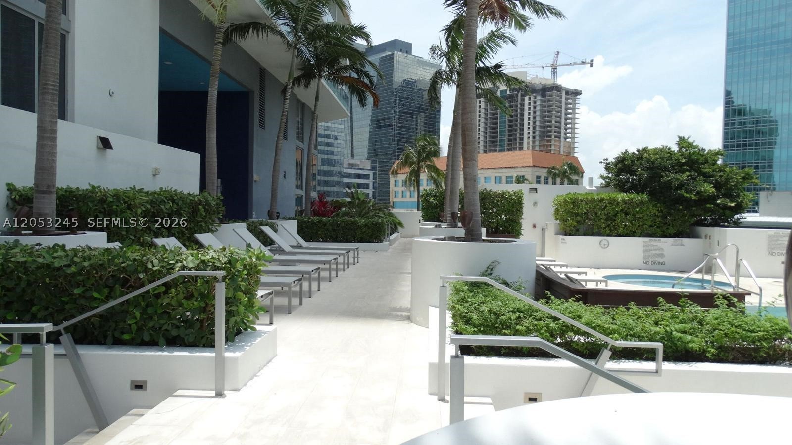 1300 Brickell Bay Dr #3004, Miami FL 33131