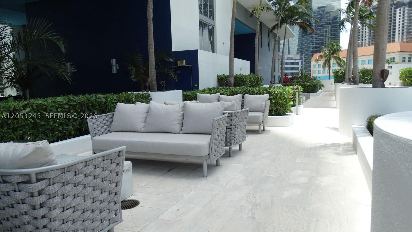 1300 Brickell Bay Dr #3004, Miami FL 33131