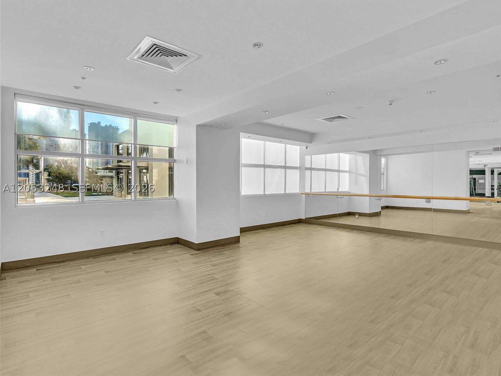 3301 NE 1st Ave #H2706, Miami FL 33137