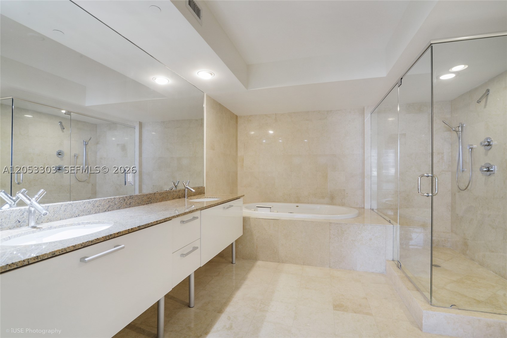 17201 Collins Ave #2502, Sunny Isles Beach FL 33160