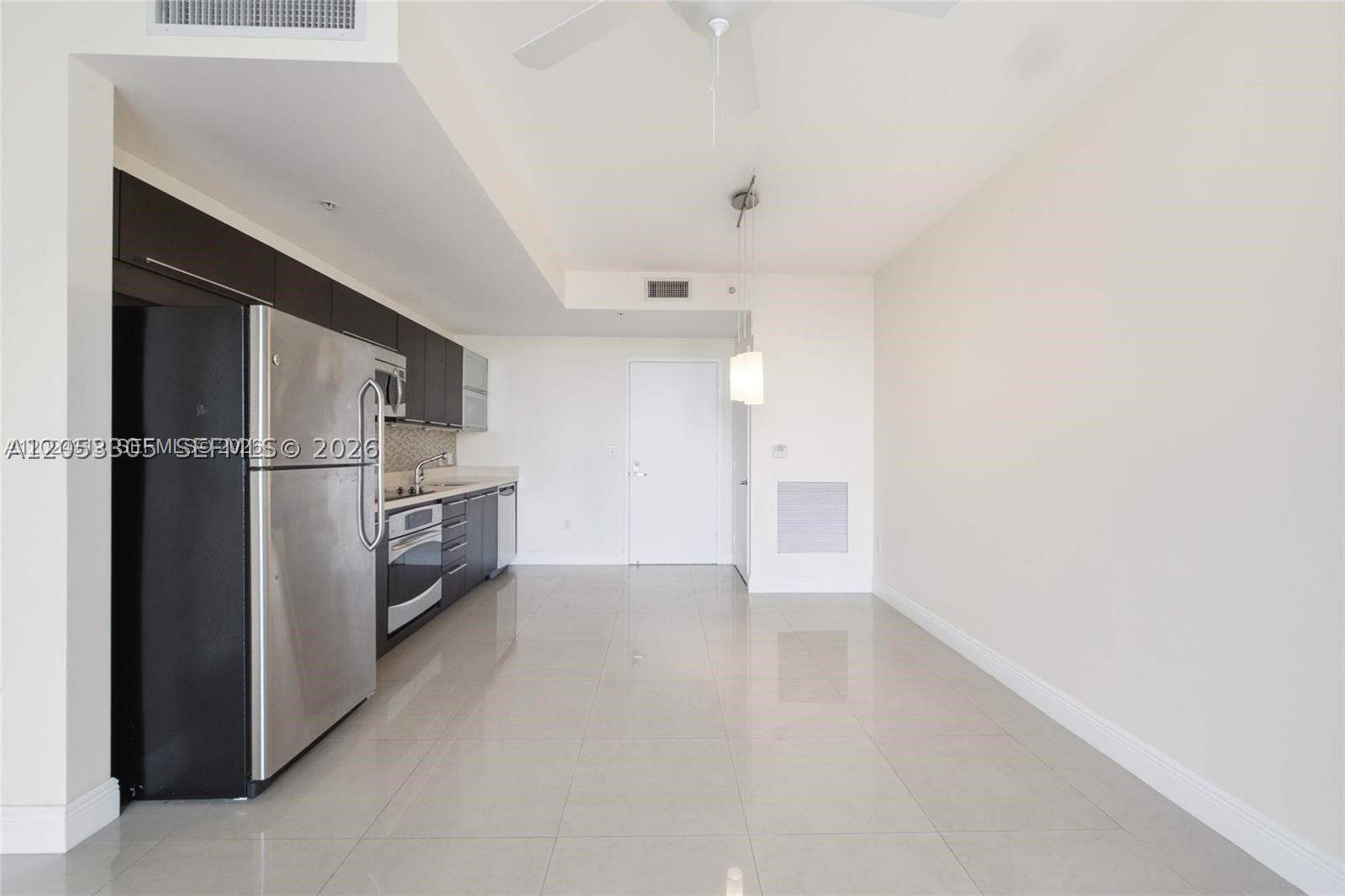 90 SW 3rd St #1409, Miami FL 33130