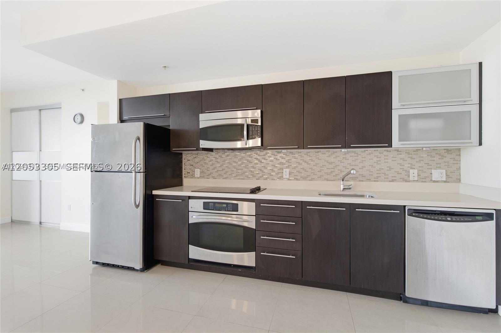 90 SW 3rd St #1409, Miami FL 33130