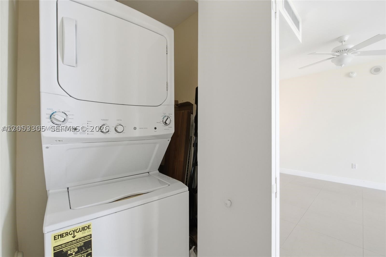 90 SW 3rd St #1409, Miami FL 33130
