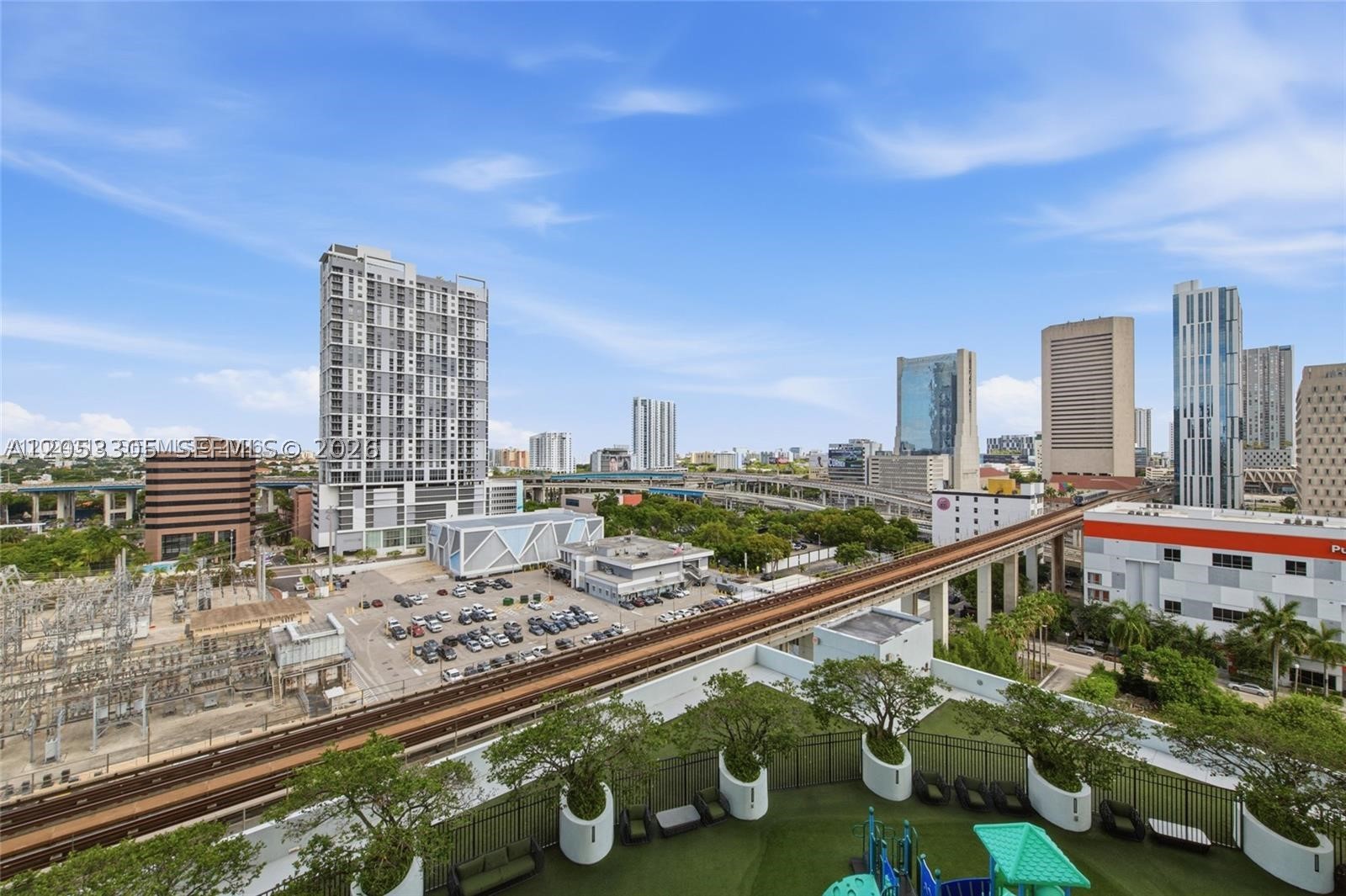 90 SW 3rd St #1409, Miami FL 33130