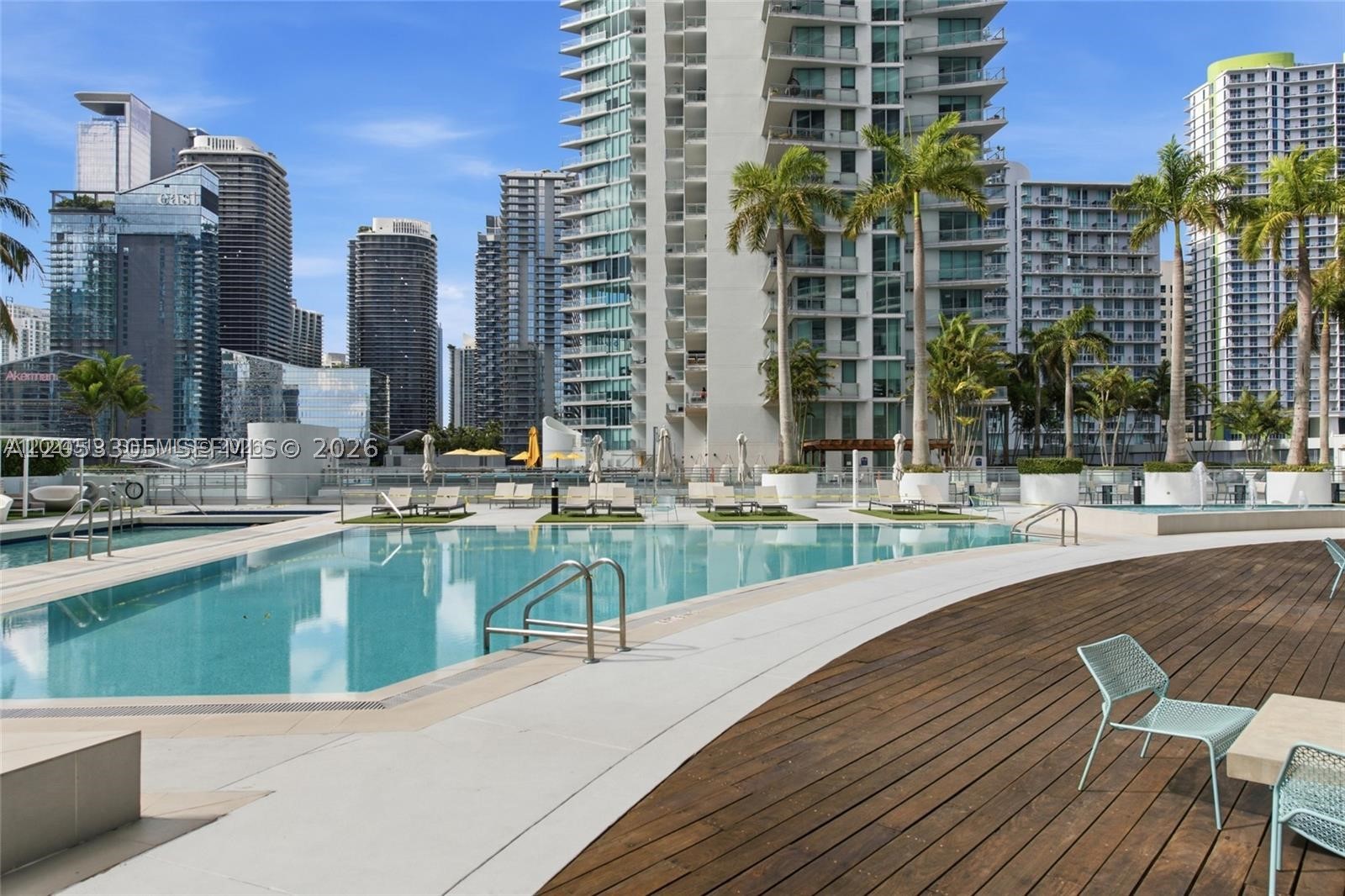 90 SW 3rd St #1409, Miami FL 33130