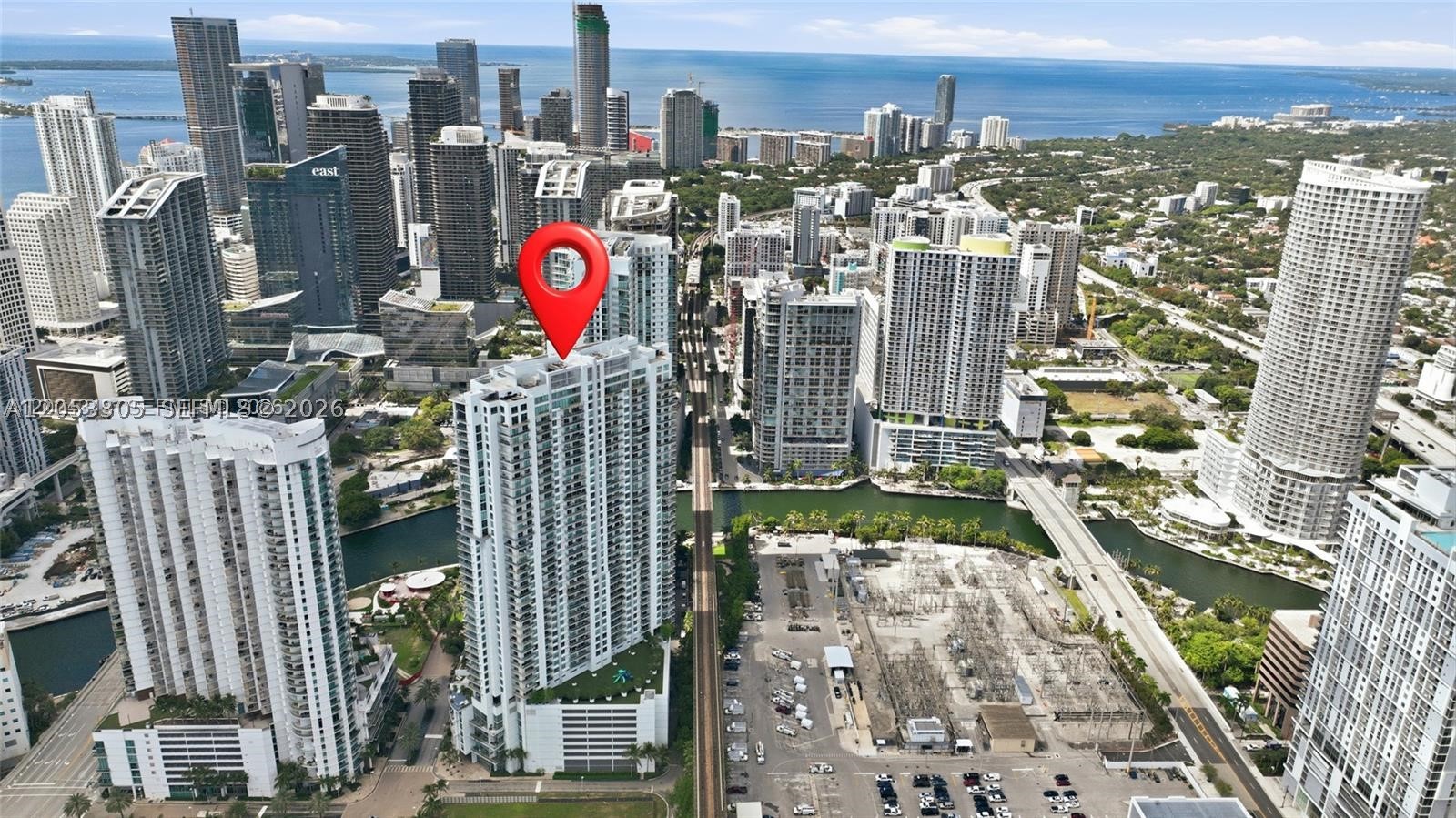 90 SW 3rd St #1409, Miami FL 33130