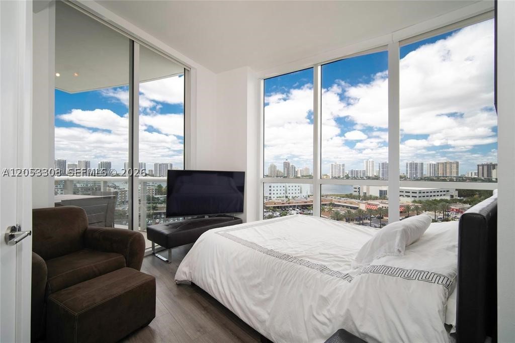 18101 Collins Ave #1101, Sunny Isles Beach FL 33160