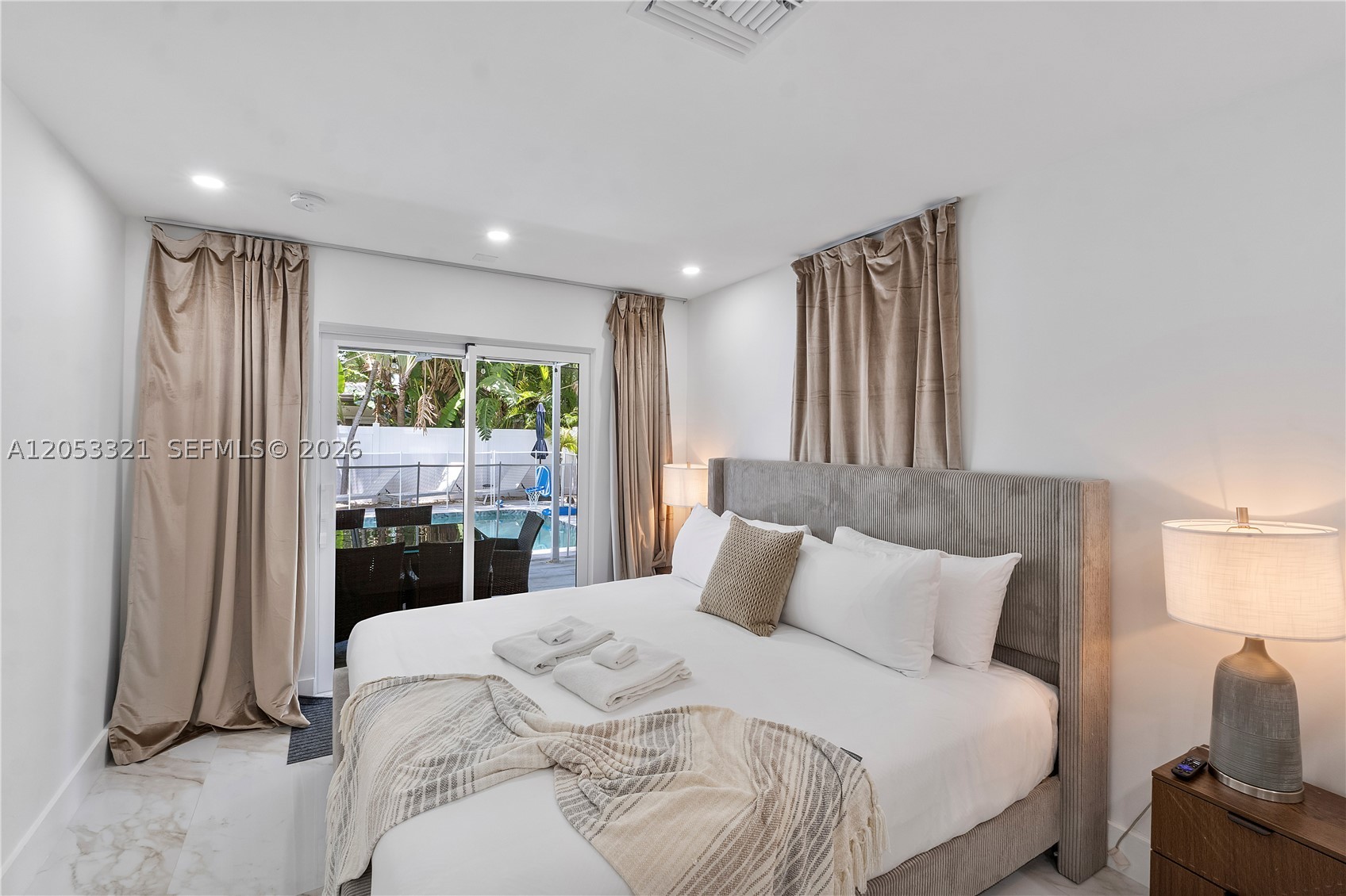 3261 Seaward Dr #3261, Lauderdale By The Sea FL 33062