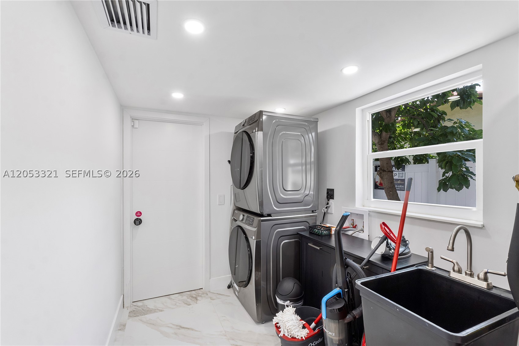 3261 Seaward Dr #3261, Lauderdale By The Sea FL 33062