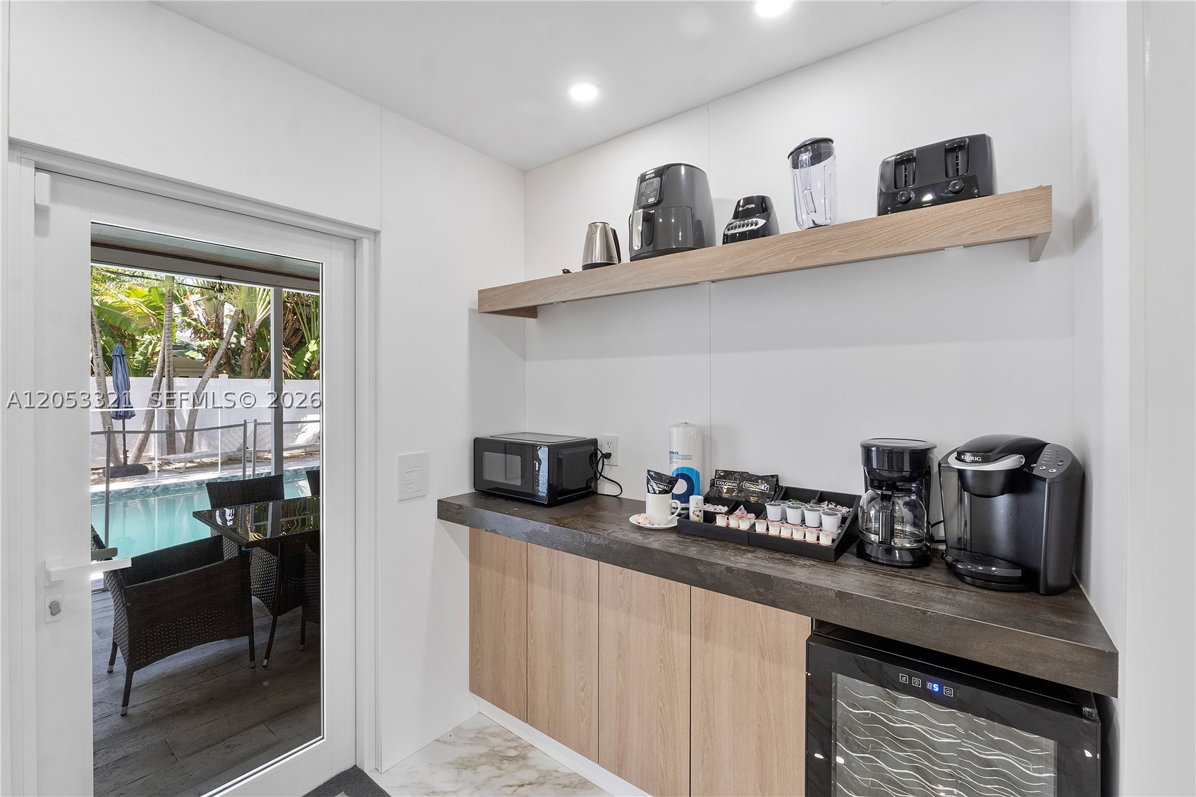 3261 Seaward Dr #3261, Lauderdale By The Sea FL 33062