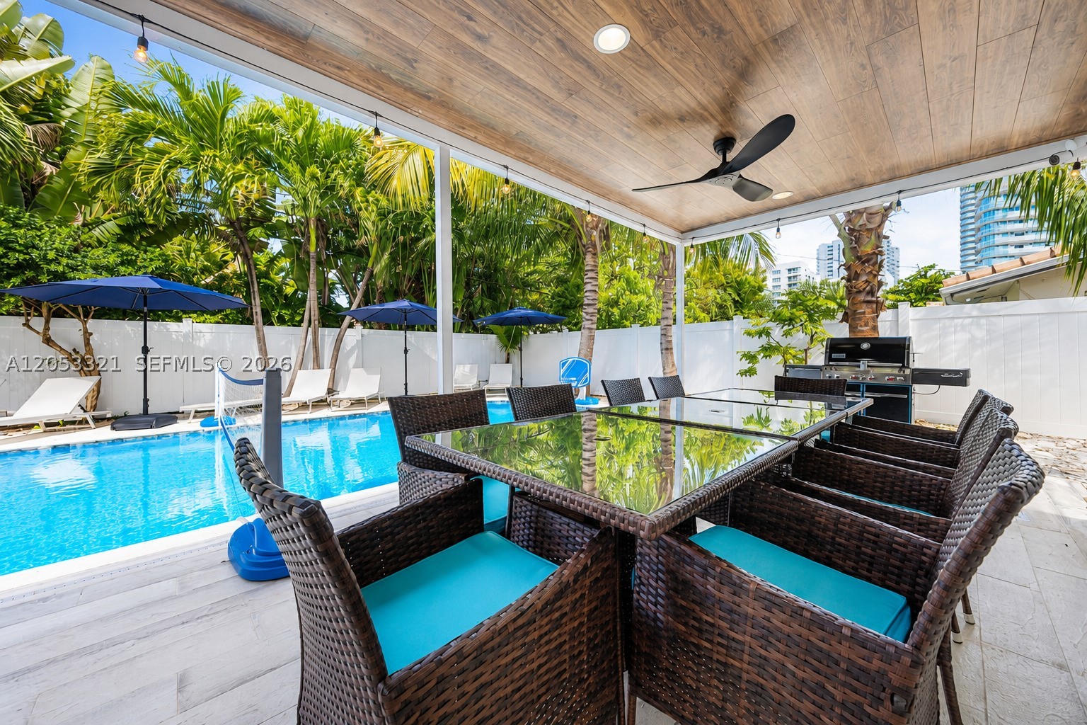 3261 Seaward Dr #3261, Lauderdale By The Sea FL 33062
