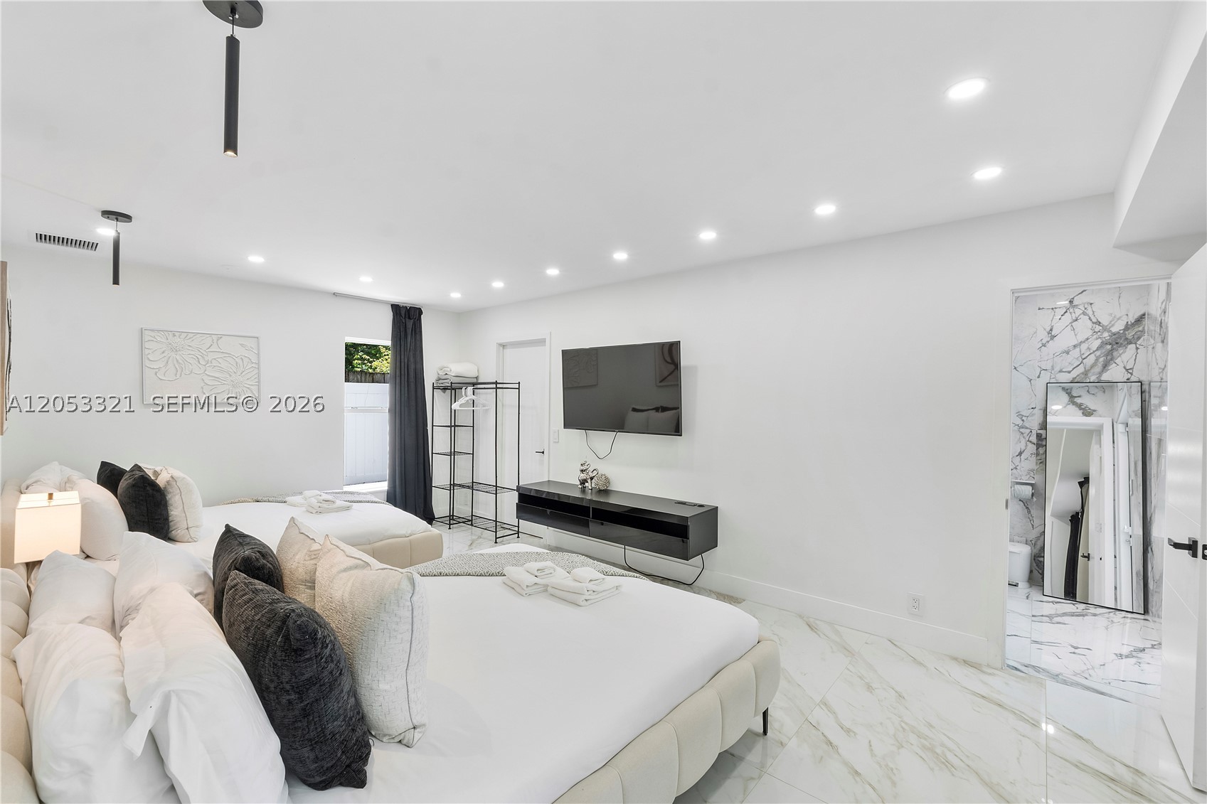 3261 Seaward Dr #3261, Lauderdale By The Sea FL 33062