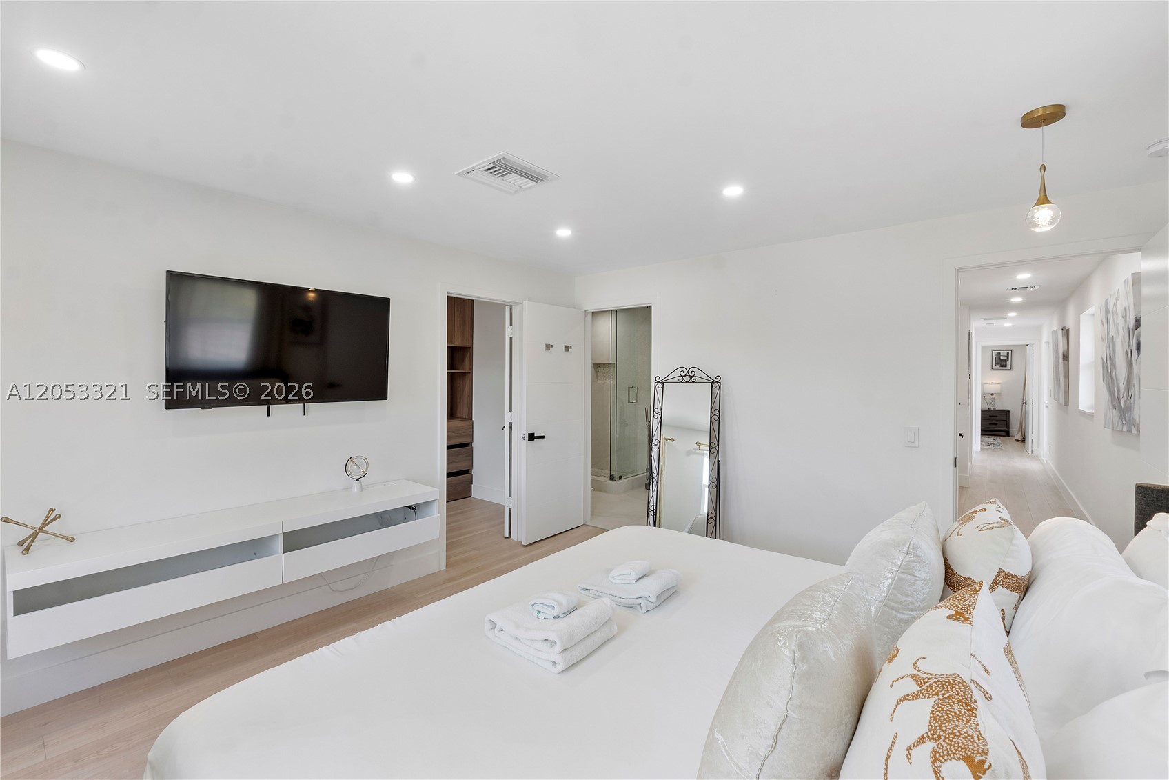3261 Seaward Dr #3261, Lauderdale By The Sea FL 33062