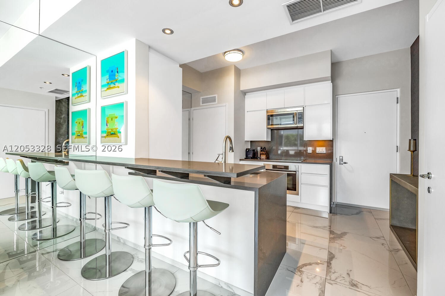 50 S Pointe Dr #510, Miami Beach FL 33139