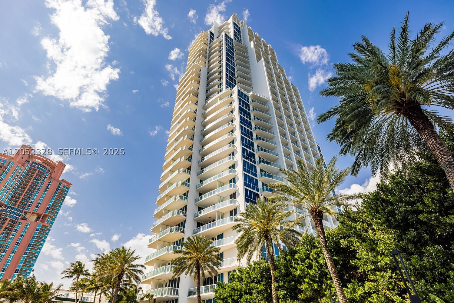 50 S Pointe Dr #510, Miami Beach FL 33139