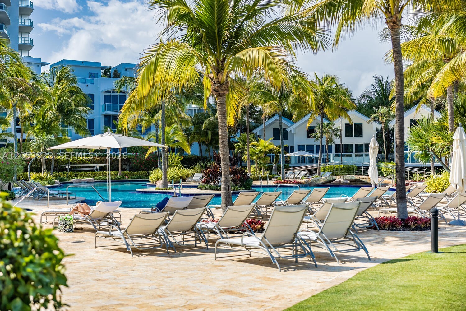 50 S Pointe Dr #510, Miami Beach FL 33139