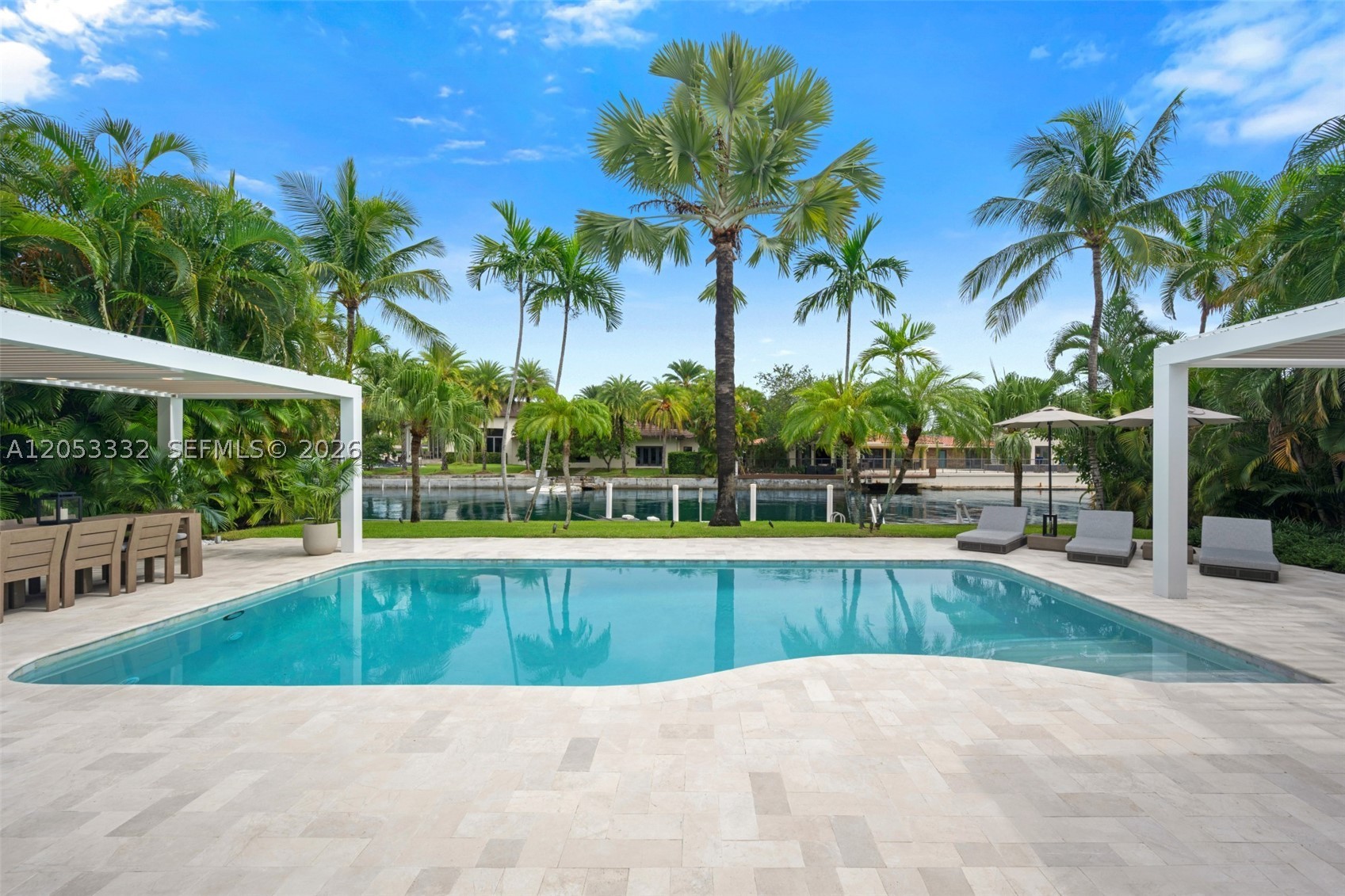 2273 Bayview Ln, North Miami FL 33181