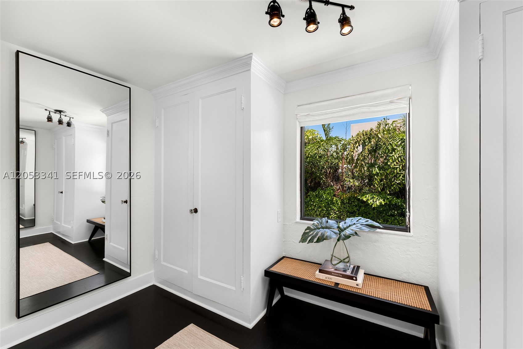 4430 Alton Rd, Miami Beach FL 33140