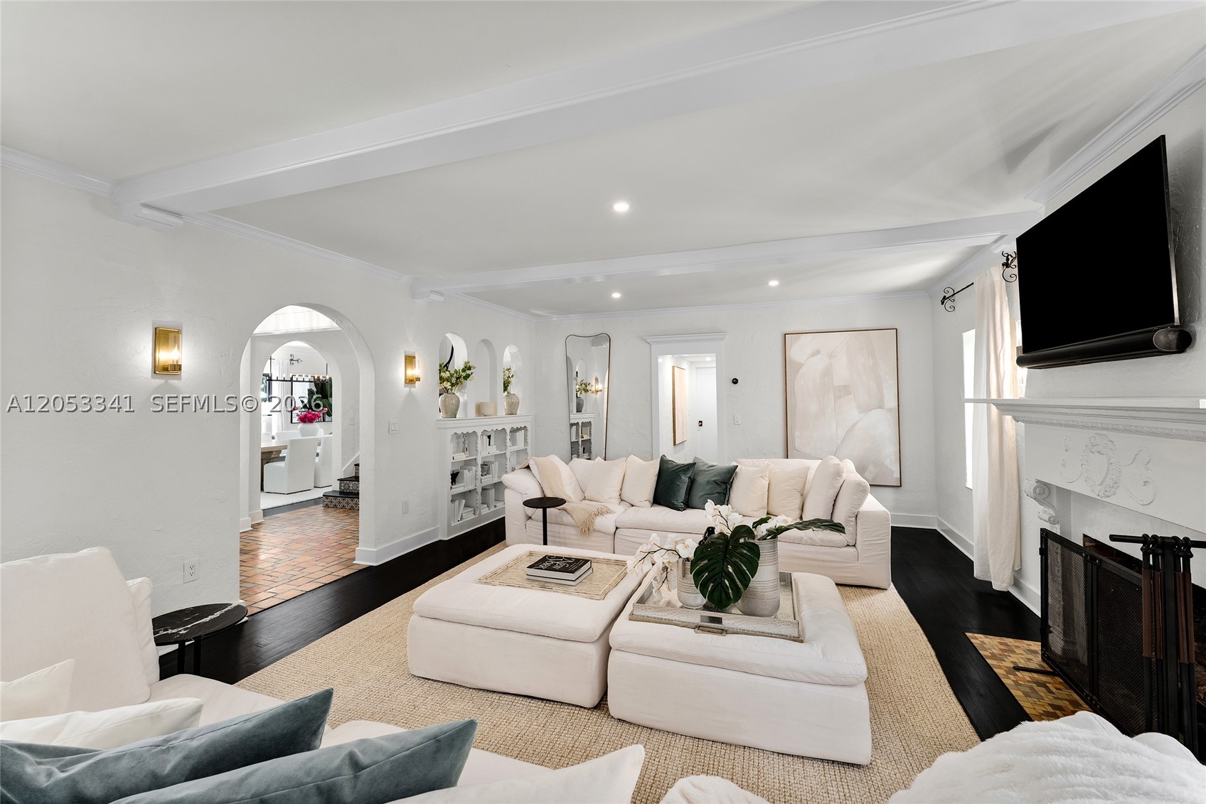 4430 Alton Rd, Miami Beach FL 33140