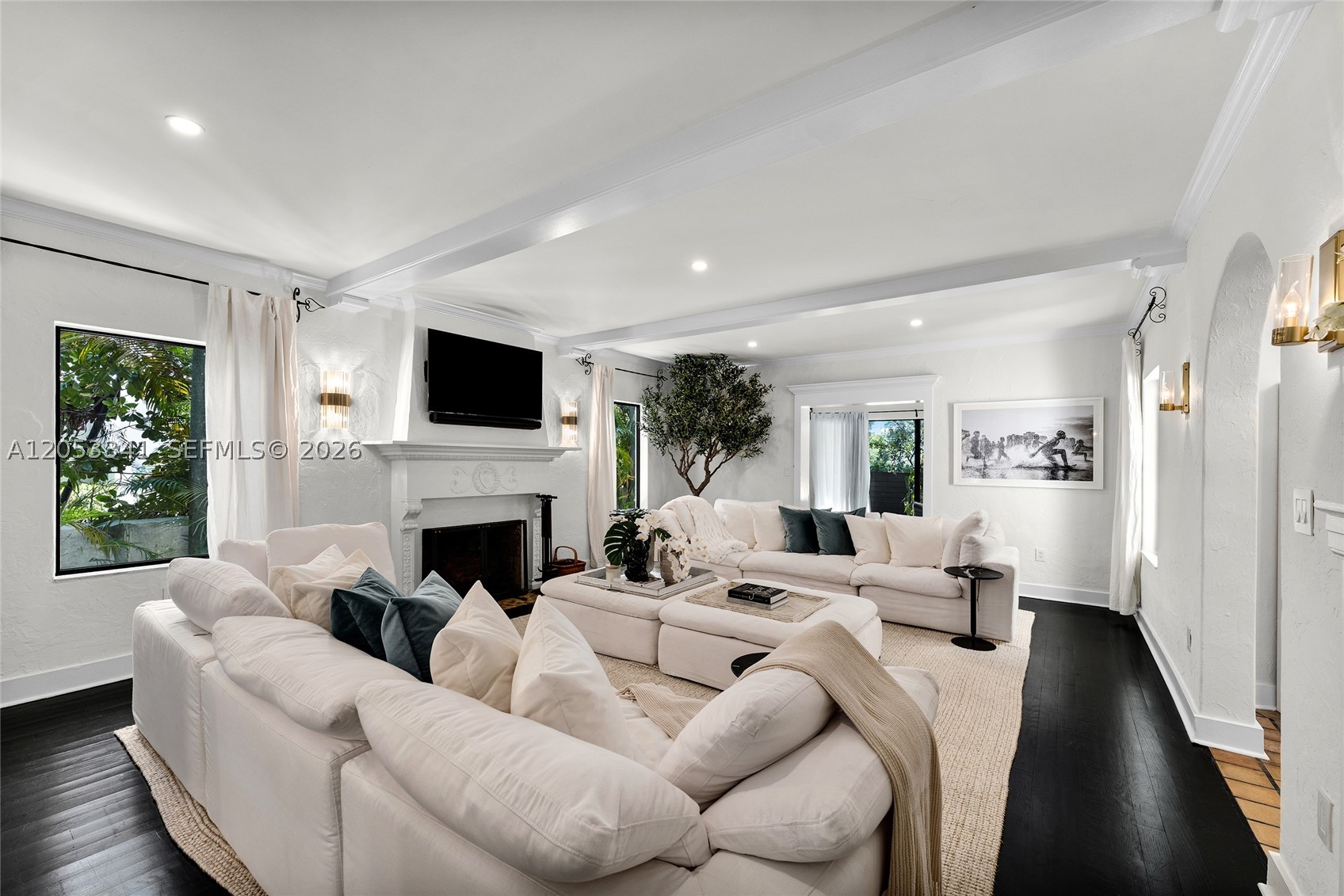 4430 Alton Rd, Miami Beach FL 33140
