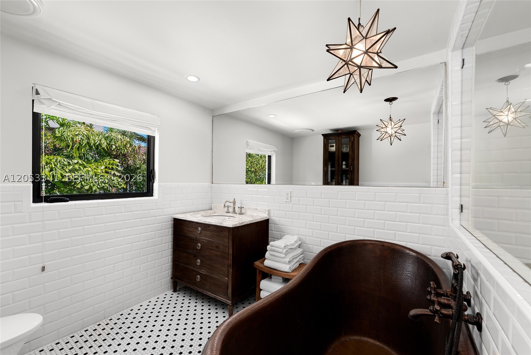 4430 Alton Rd, Miami Beach FL 33140