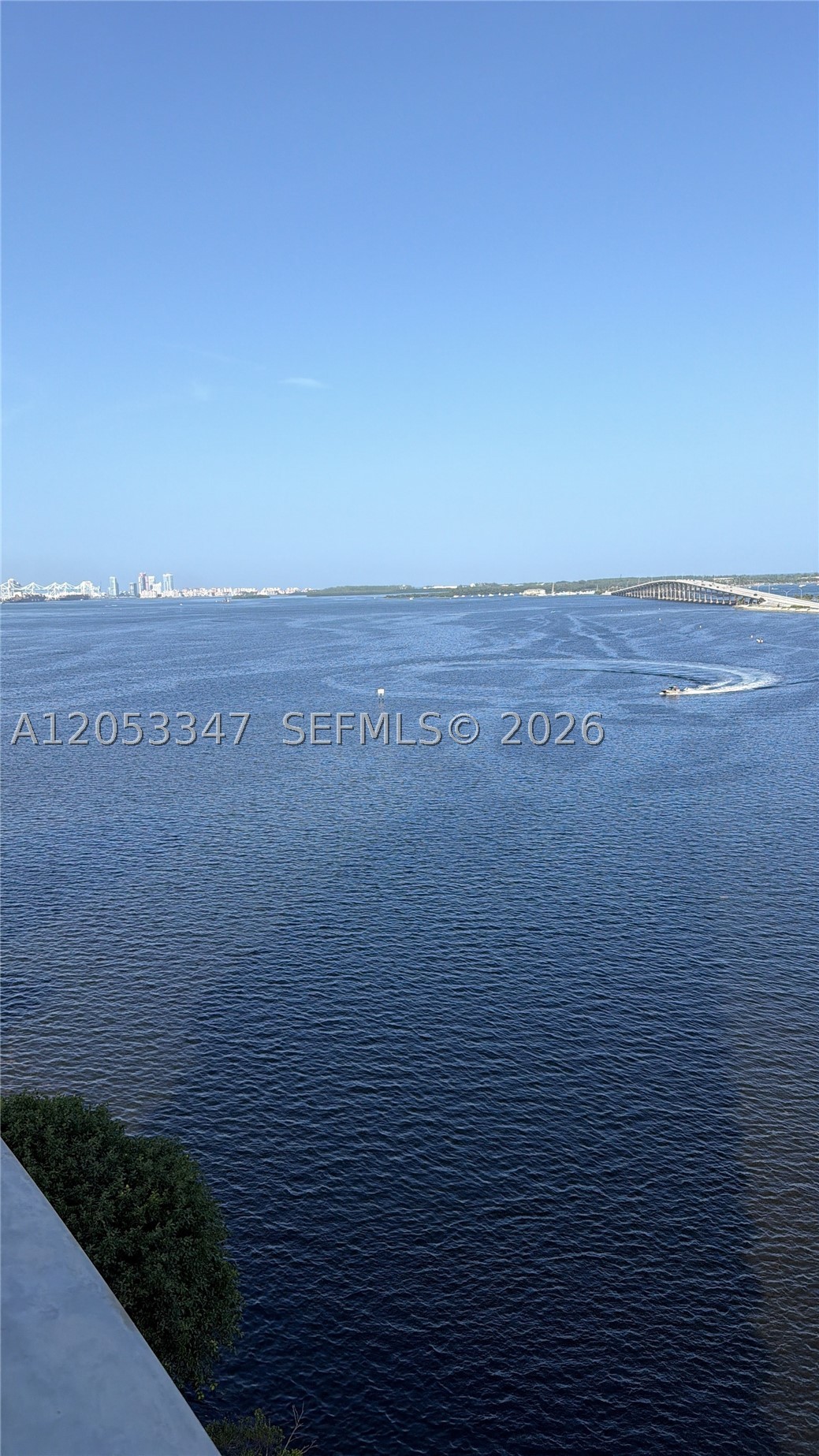 175 SE 25 ROAD #902, Miami FL 33129