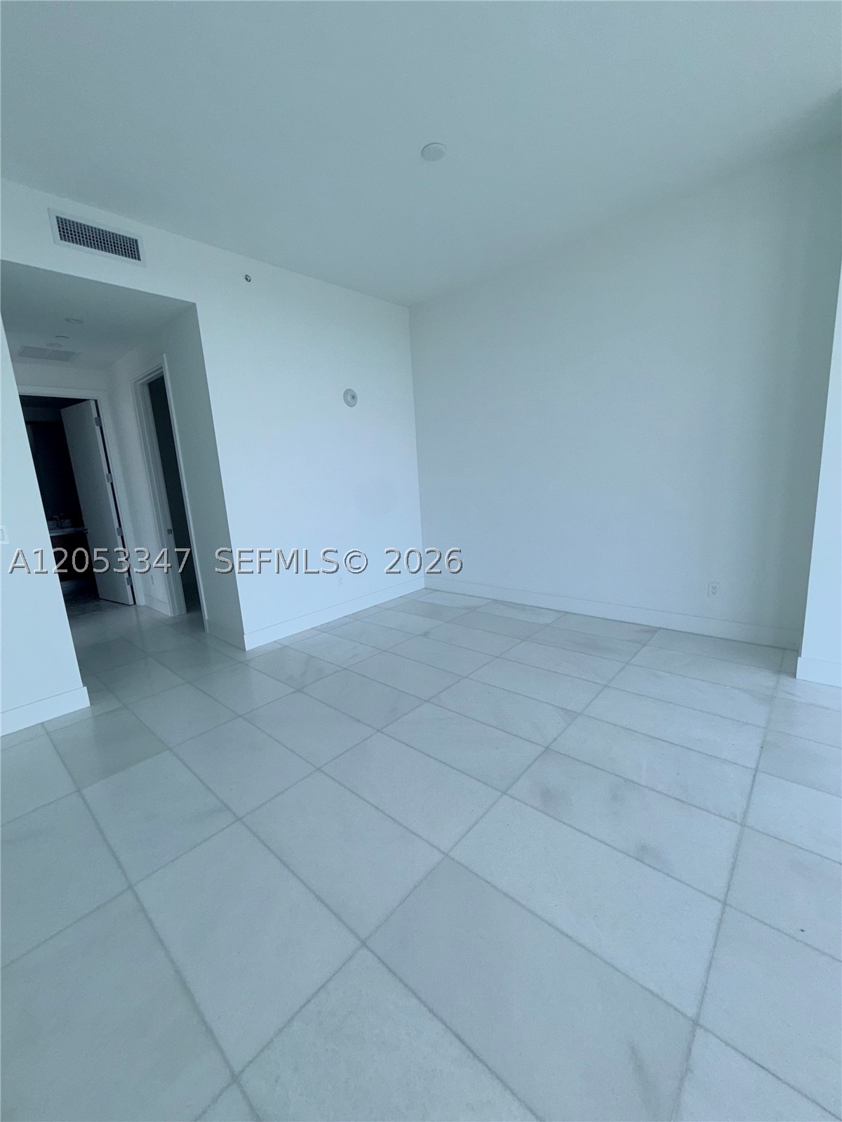175 SE 25 ROAD #902, Miami FL 33129