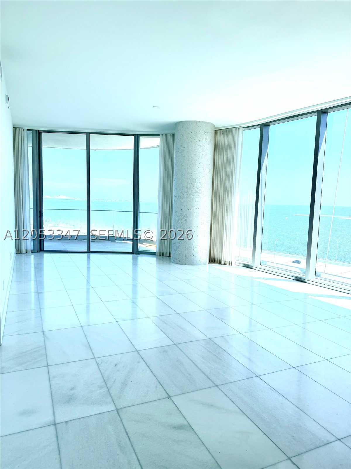 175 SE 25 ROAD #902, Miami FL 33129