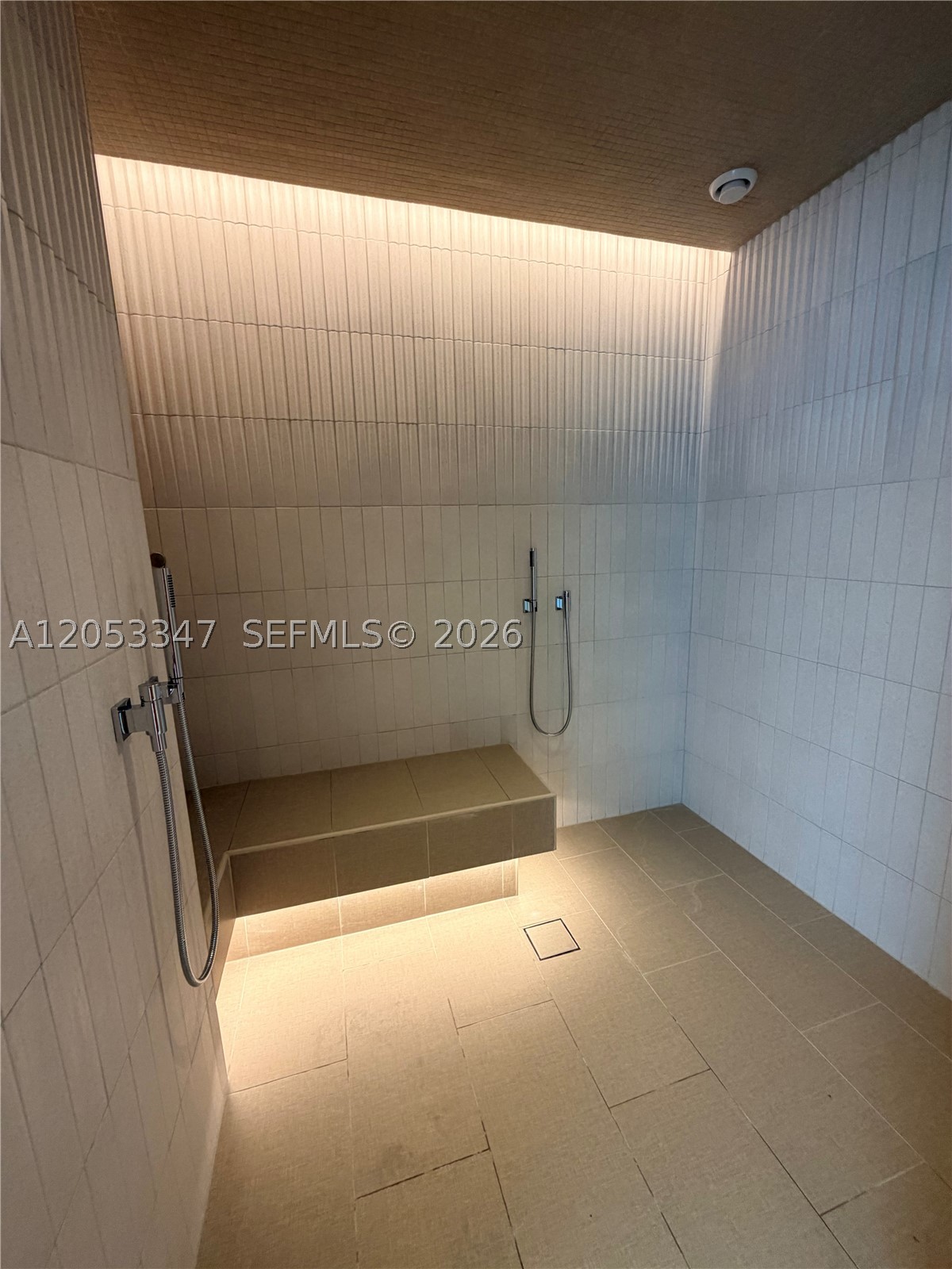 175 SE 25 ROAD #902, Miami FL 33129