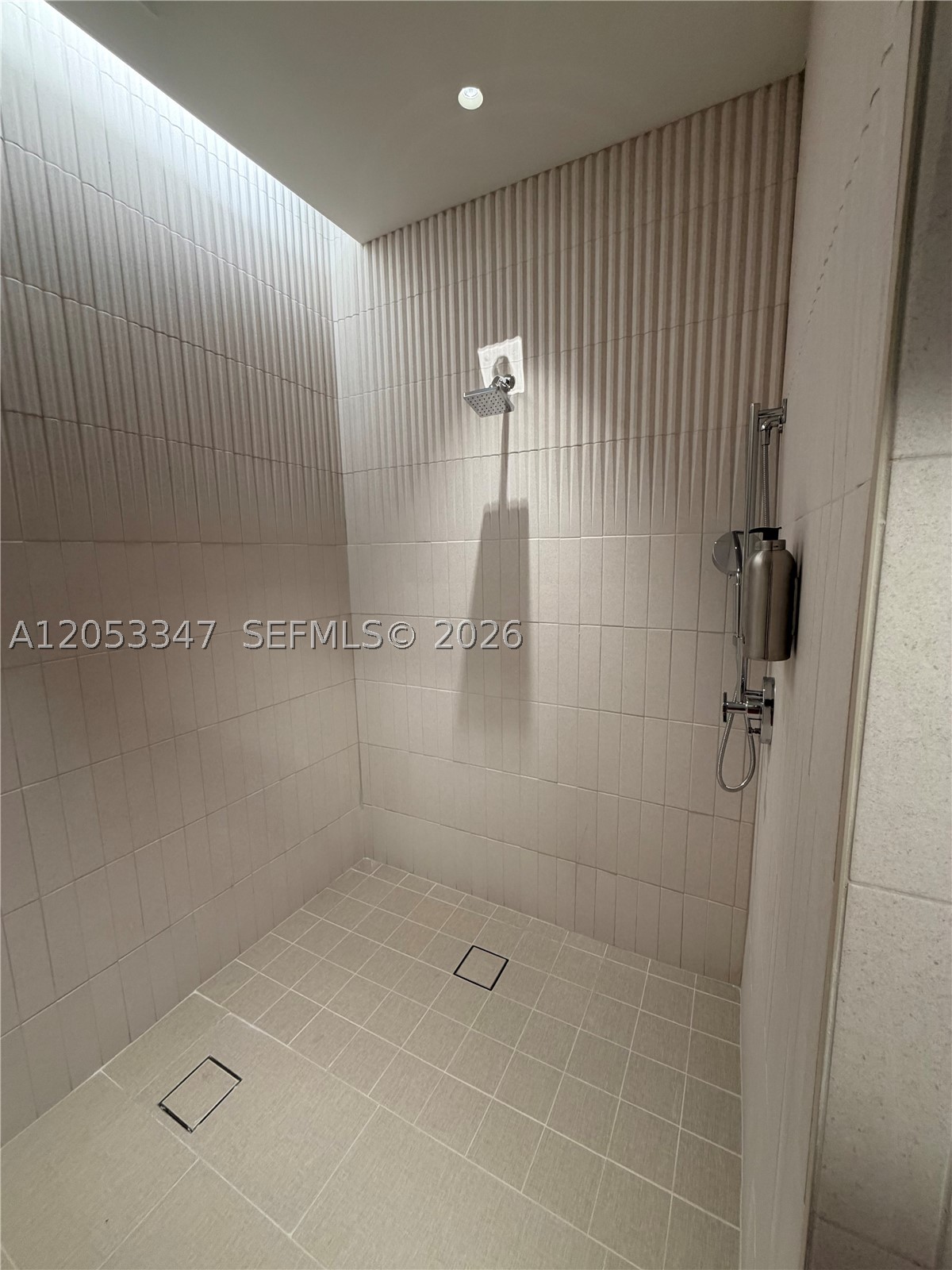 175 SE 25 ROAD #902, Miami FL 33129