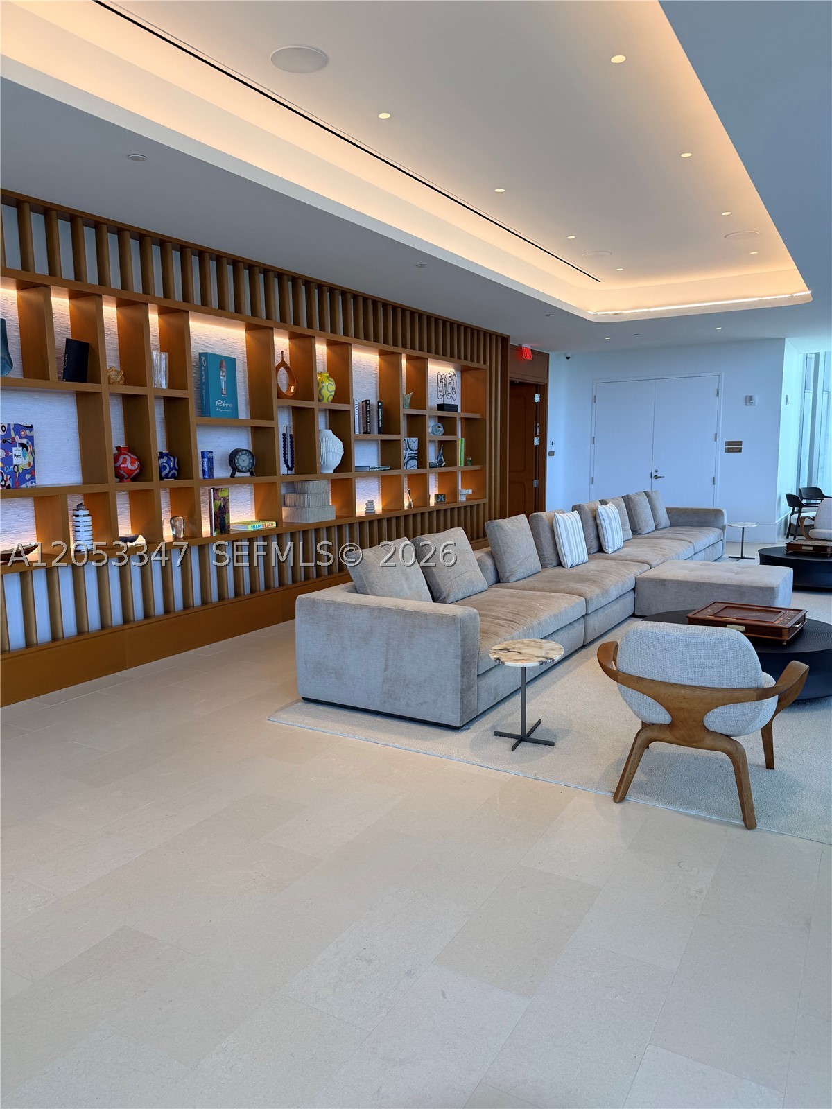 175 SE 25 ROAD #902, Miami FL 33129