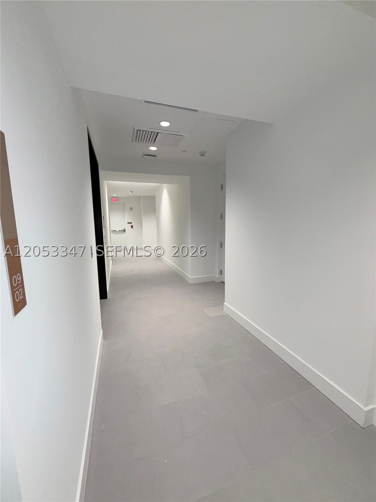 175 SE 25 ROAD #902, Miami FL 33129