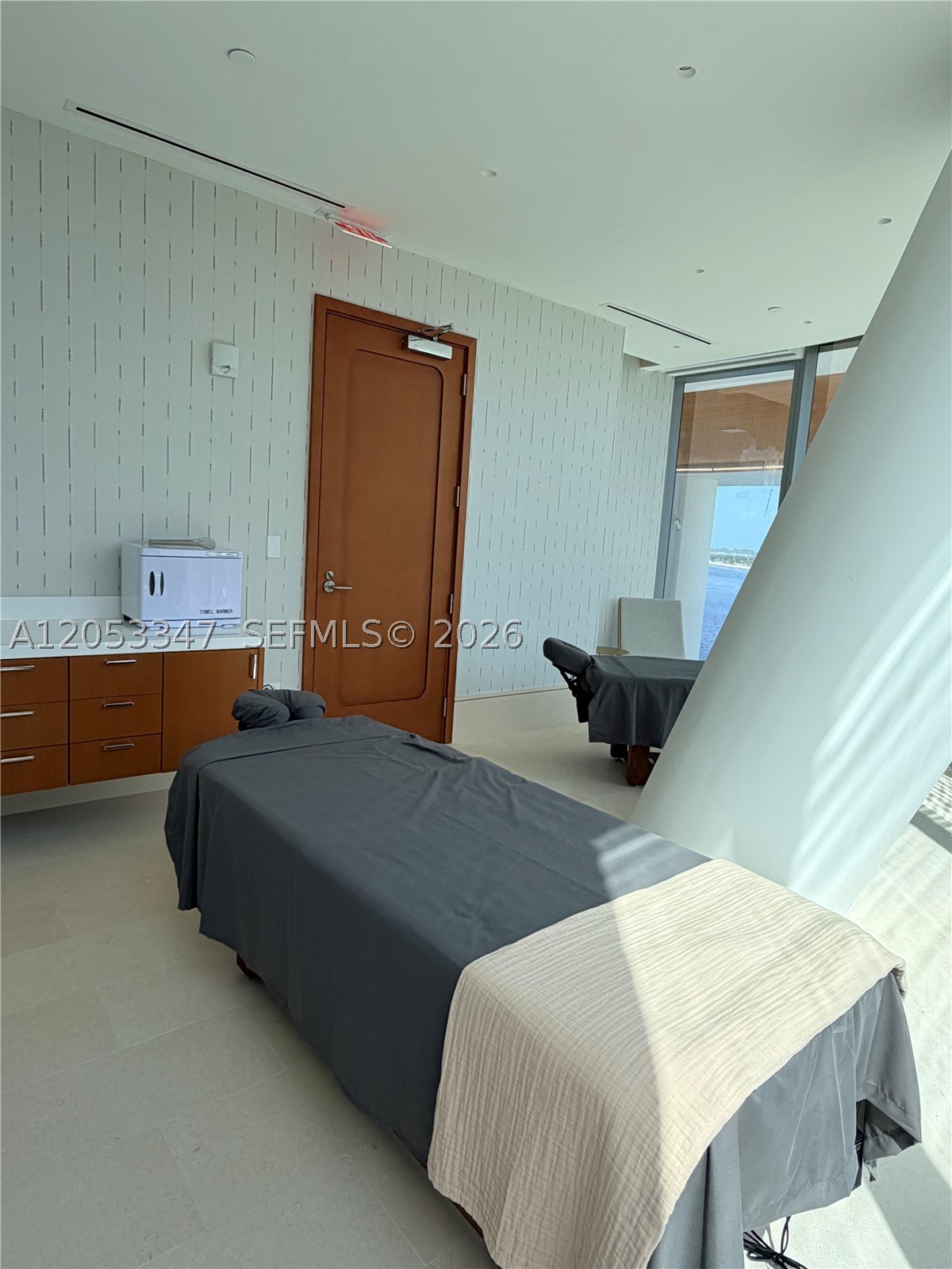 175 SE 25 ROAD #902, Miami FL 33129