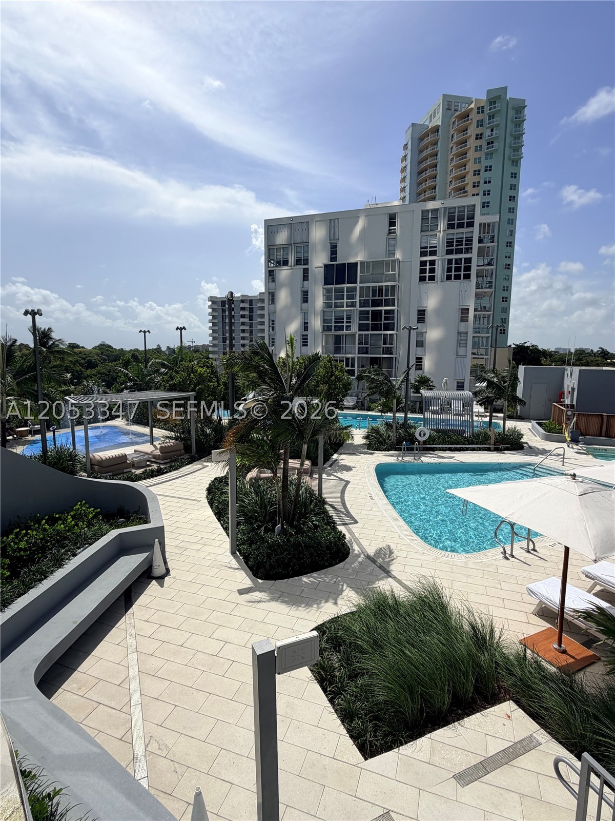 175 SE 25 ROAD #902, Miami FL 33129