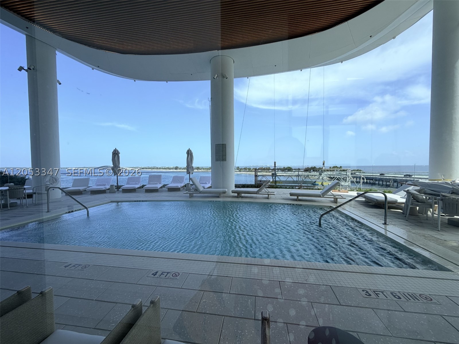 175 SE 25 ROAD #902, Miami FL 33129