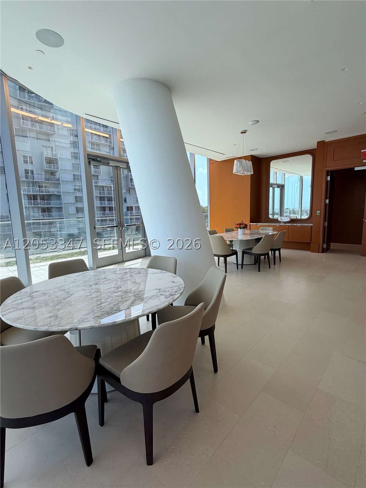 175 SE 25 ROAD #902, Miami FL 33129