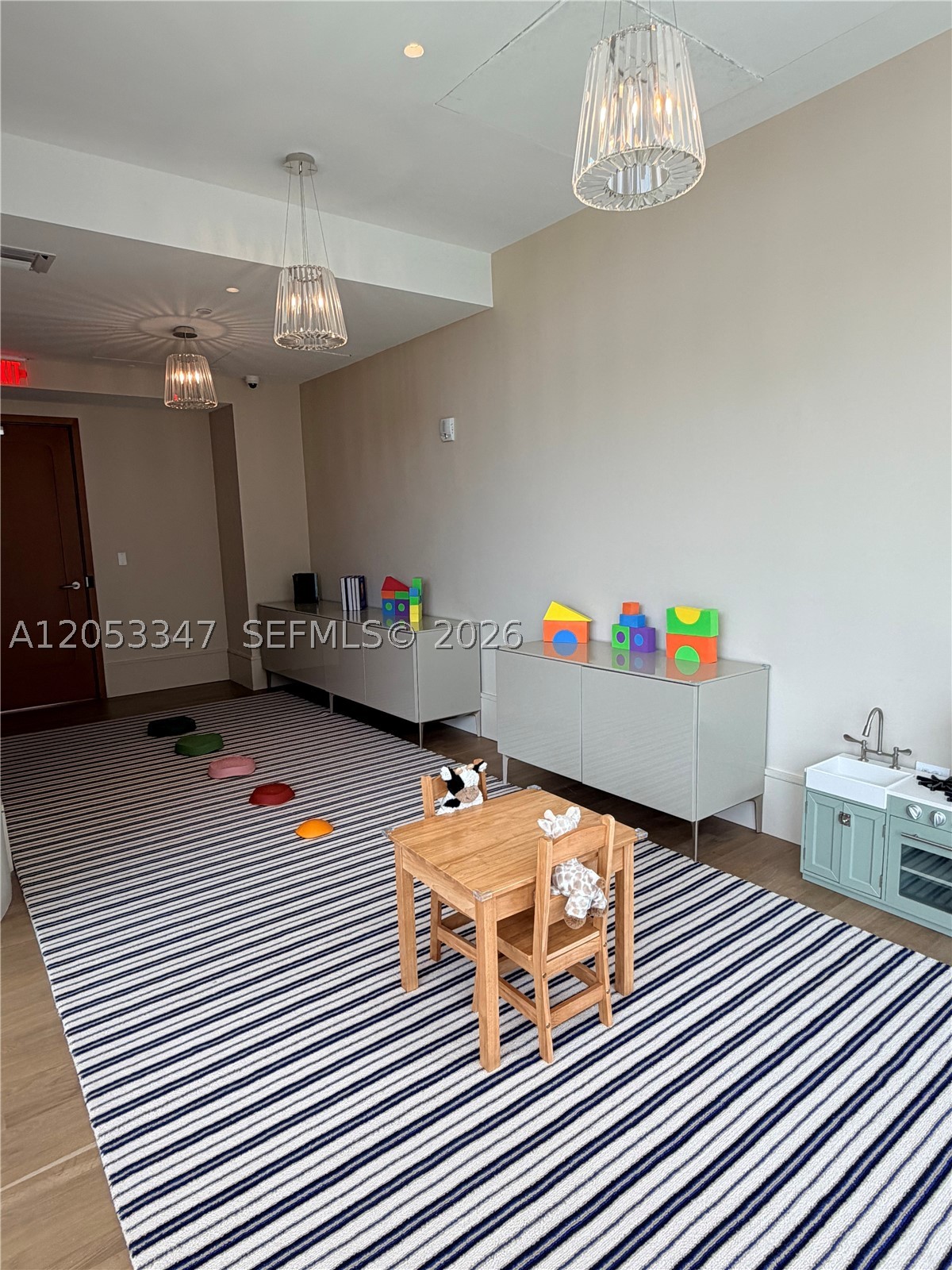 175 SE 25 ROAD #902, Miami FL 33129