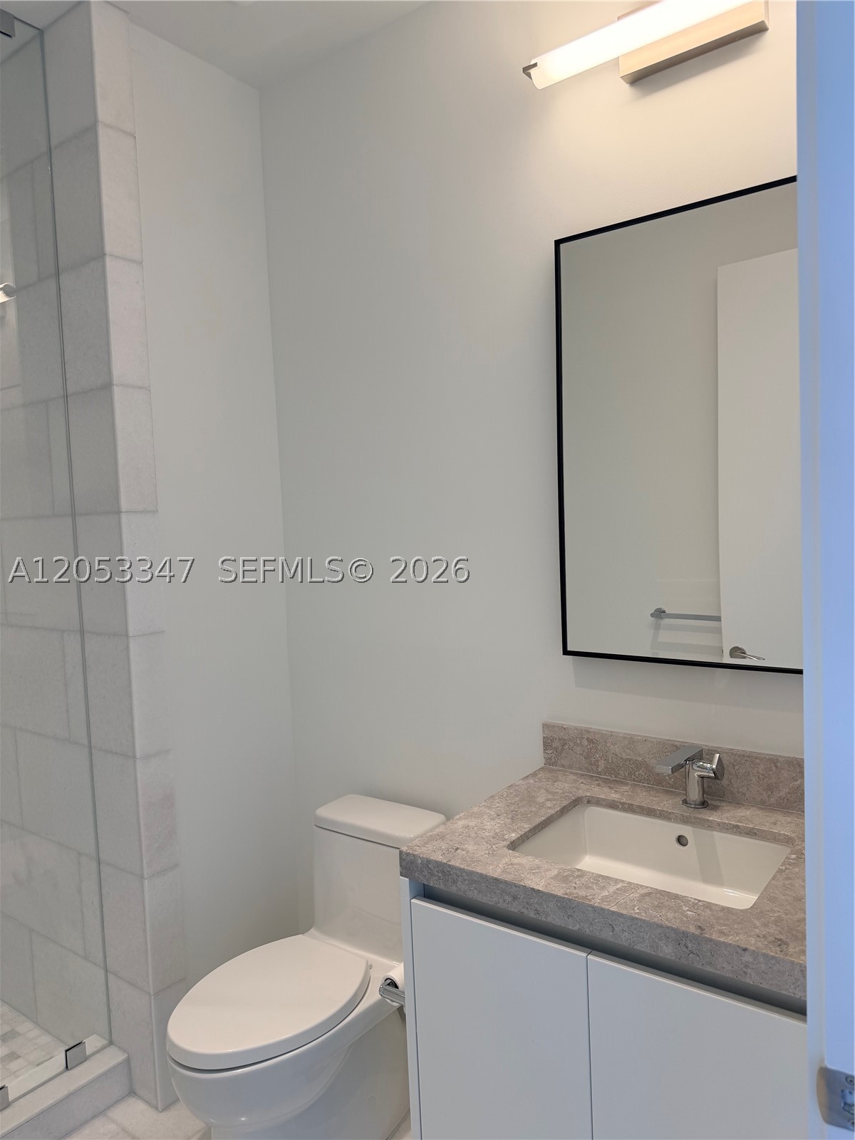 175 SE 25 ROAD #902, Miami FL 33129